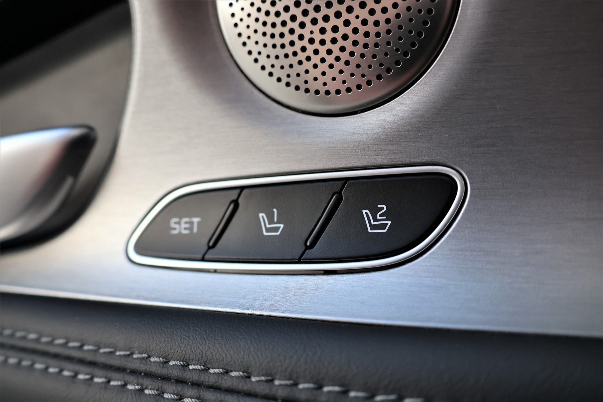 KIA Stinger 3.3 T-GDi GT Automat AWD (CH)-image-11