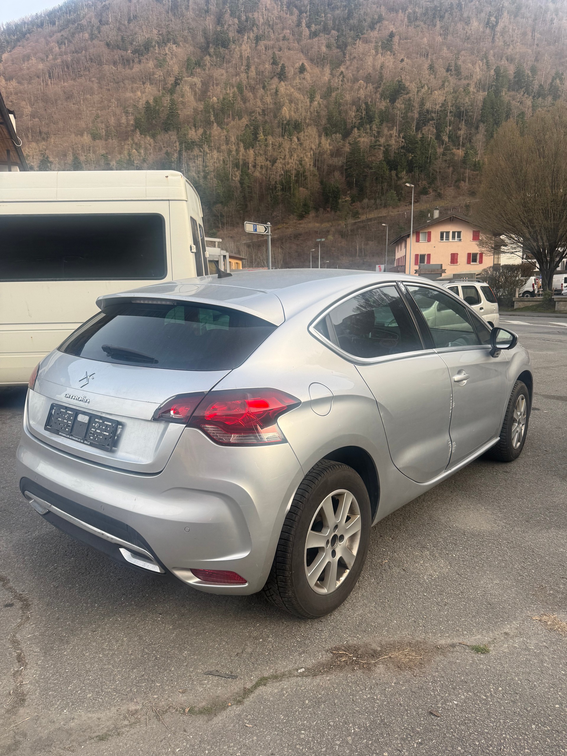 DS AUTOMOBILES DS4 1.6 THP SO Chic Automatic-image-5