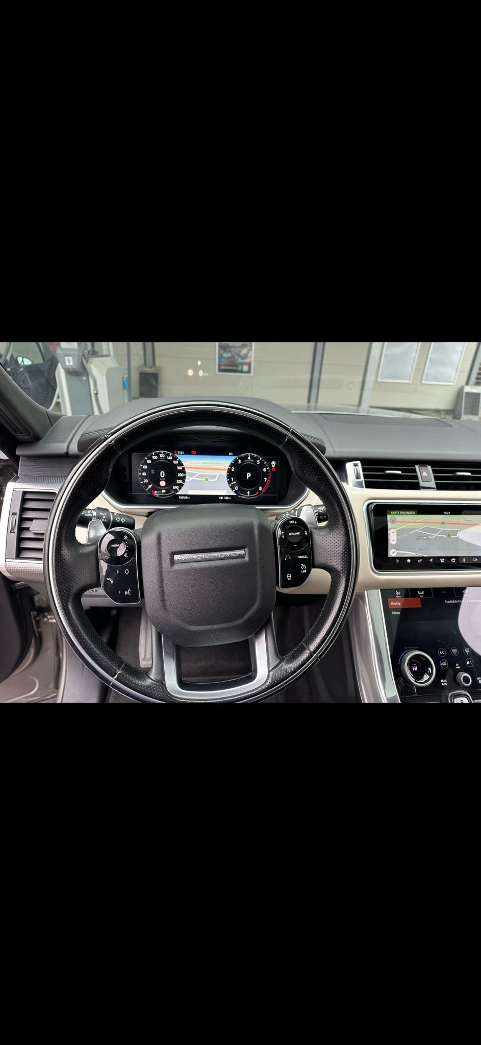 LAND ROVER 3.0 V6 SC HSE Dynamic-image-7