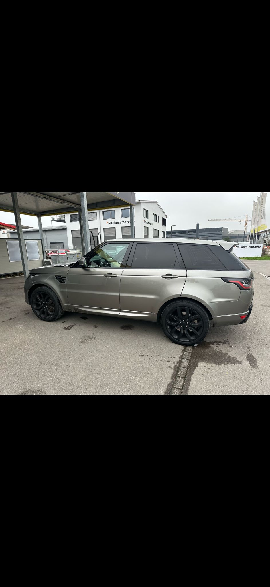 LAND ROVER 3.0 V6 SC HSE Dynamic-image-3