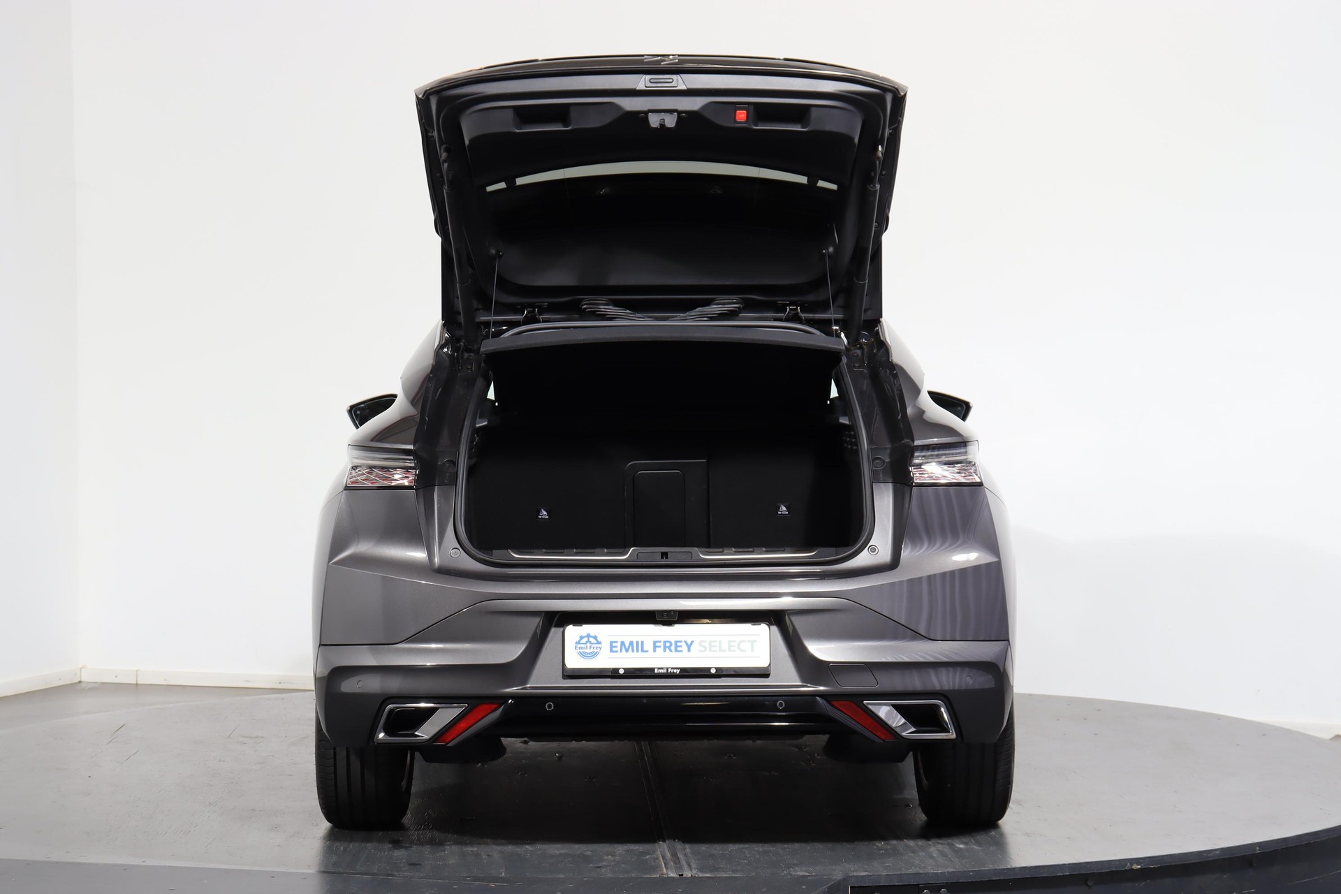 DS AUTOMOBILES 4 1.6 PureTech 225 Performance Line+-showroom-element-3
