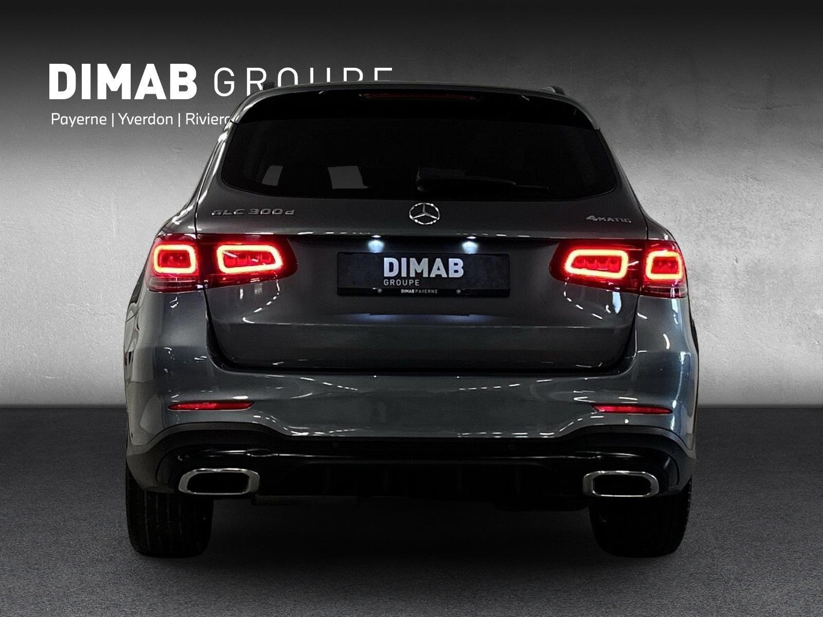MERCEDES-BENZ GLC 300 d AMG Line 4 Matic-image-3