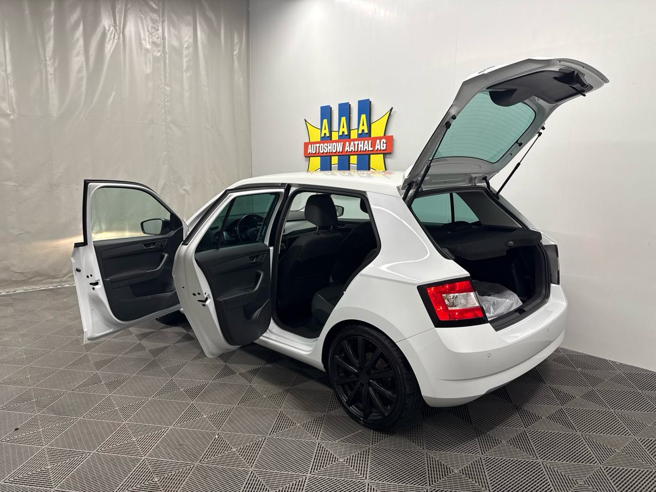 SKODA Fabia 1.2 TSI Ambition-image-10