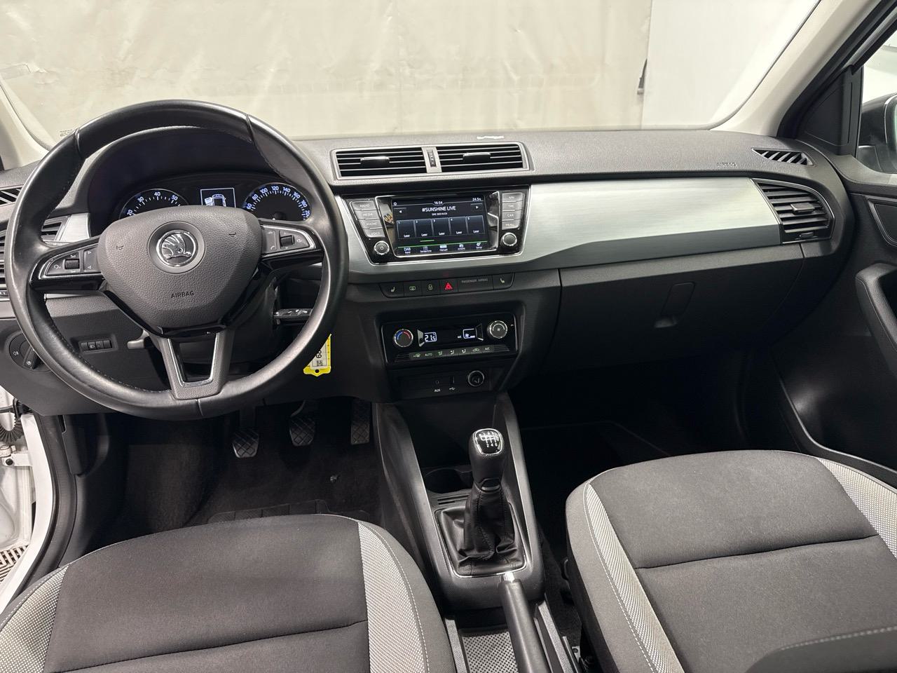SKODA Fabia 1.2 TSI Ambition-image-4