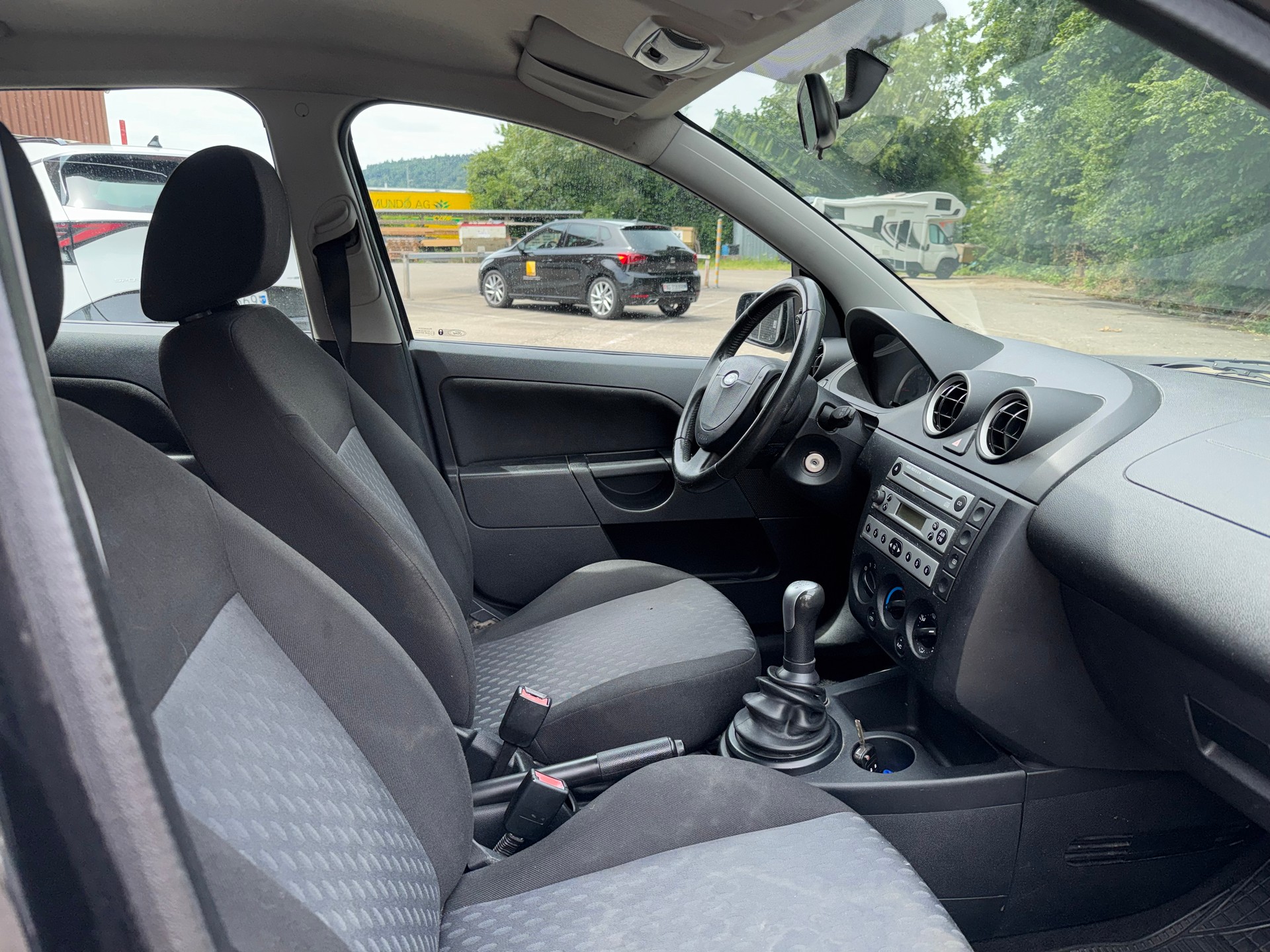 FORD Fiesta 1.4 16V Trend-image-8