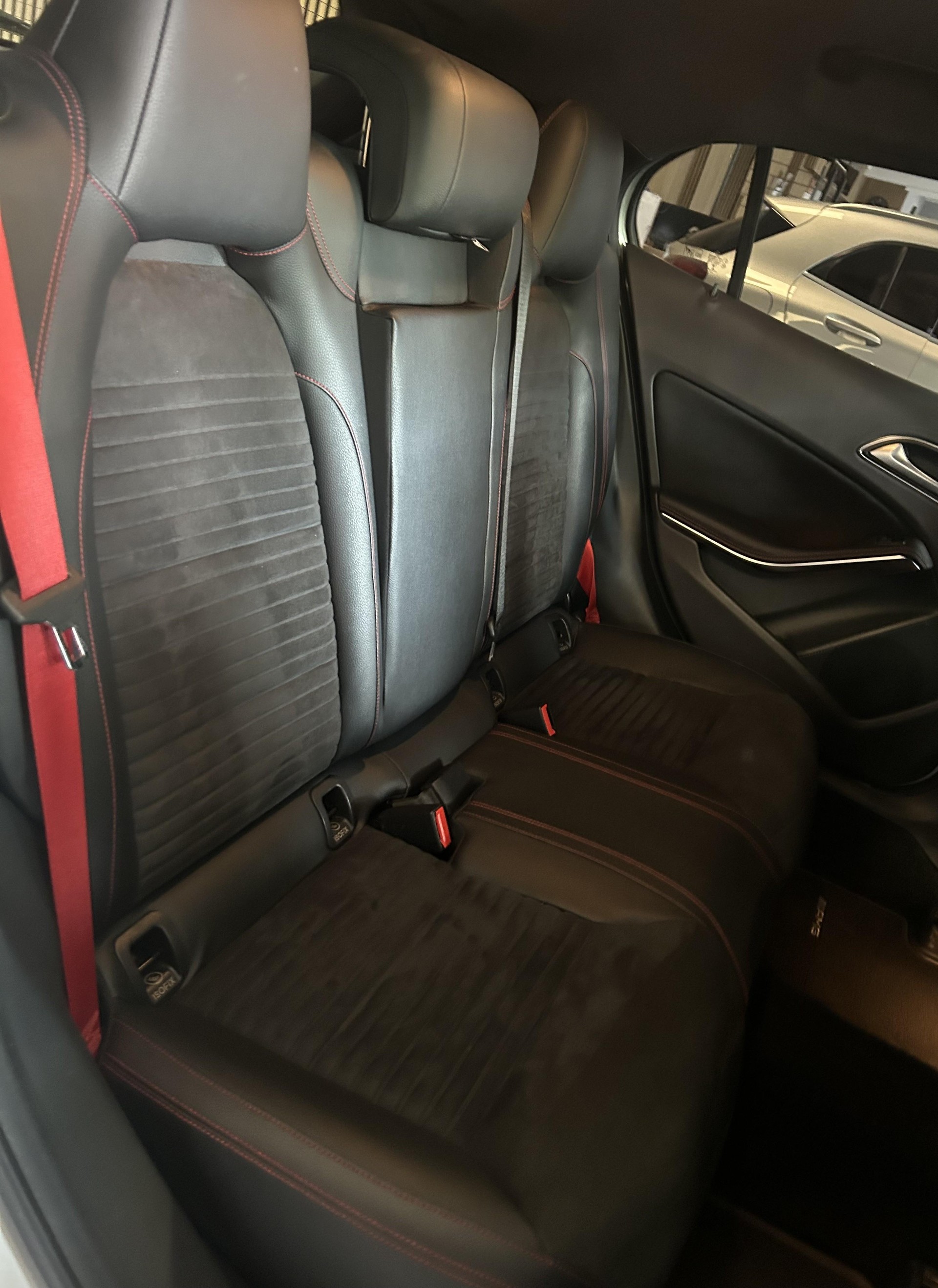 MERCEDES-BENZ GLA 45 AMG 4m-image-15