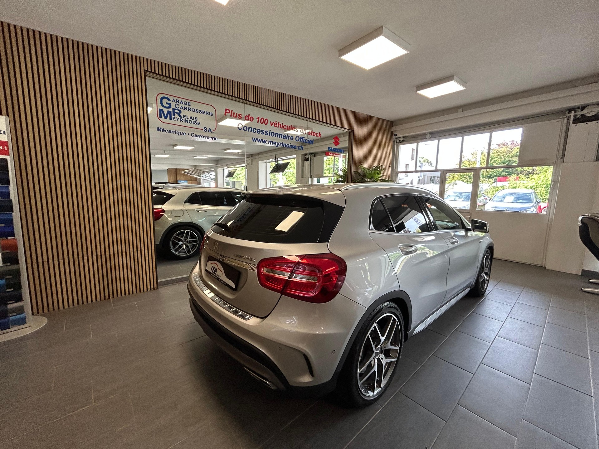 MERCEDES-BENZ GLA 45 AMG 4m-image-6