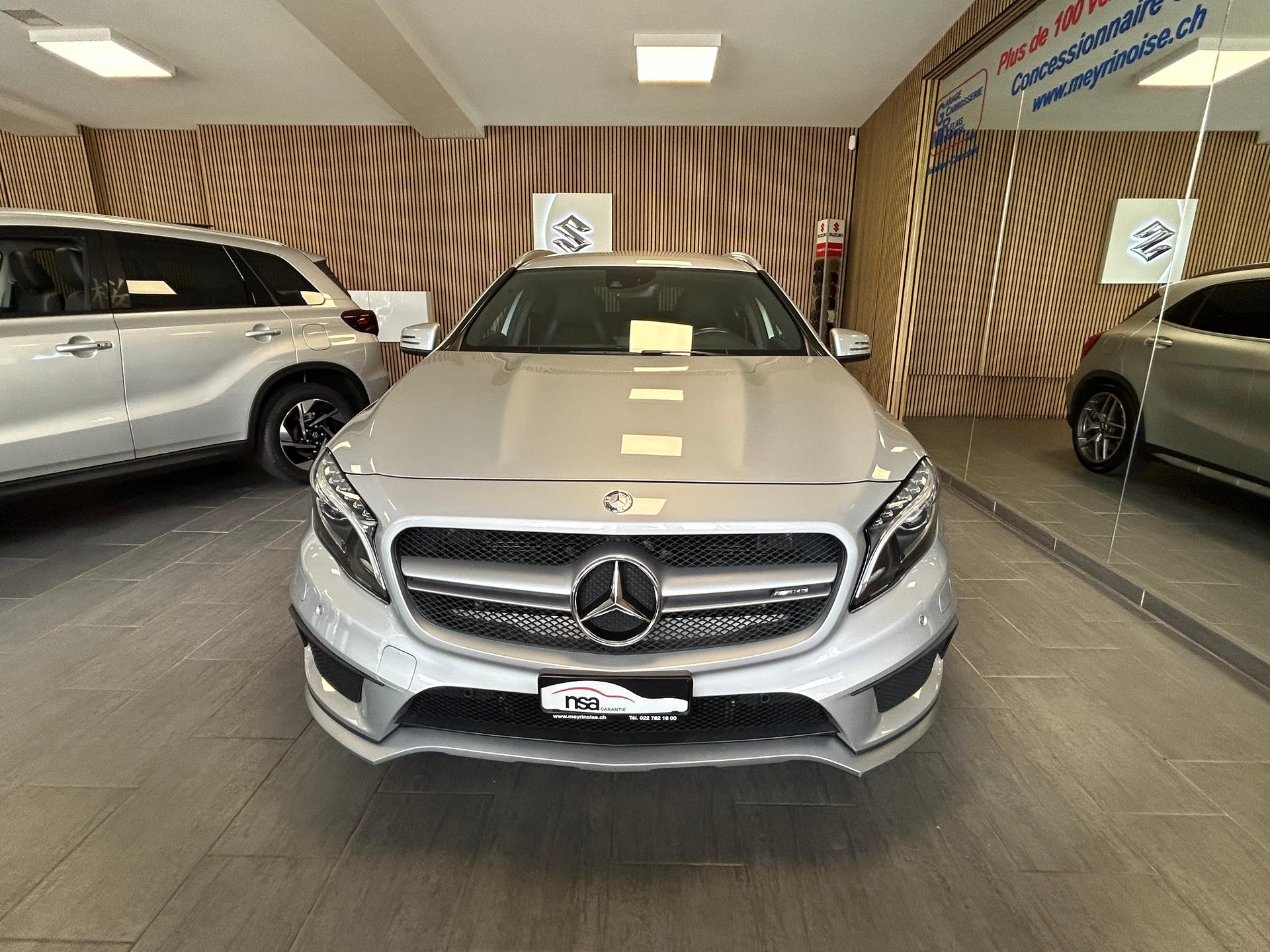 MERCEDES-BENZ GLA 45 AMG 4m-image-2