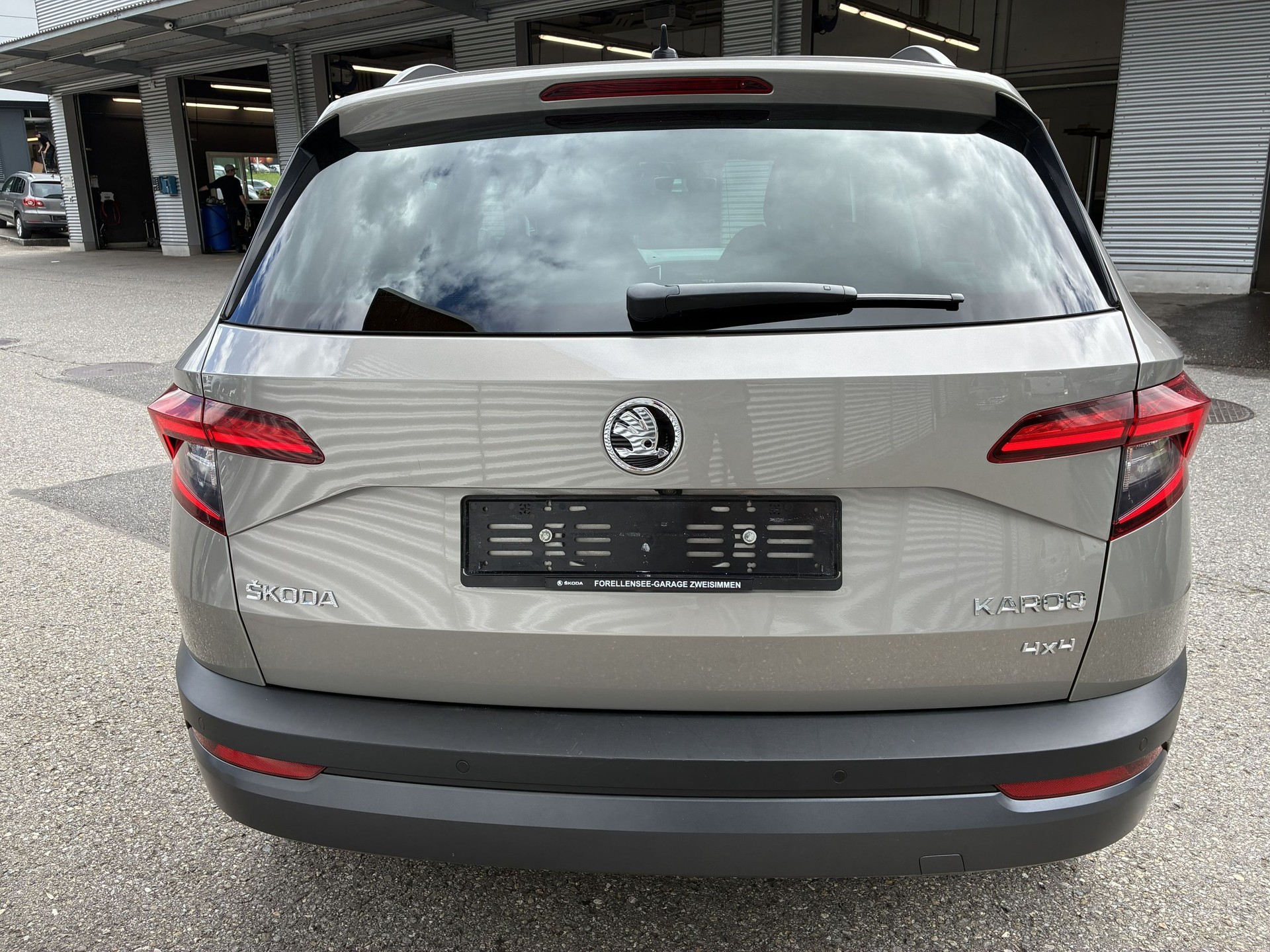 SKODA Karoq 2.0 TDI CR Ambition 4x4 DSG-image-8