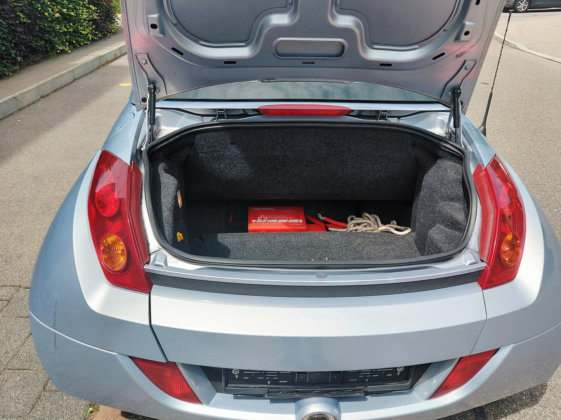 FORD Streetka 1.6 (Luxury)-image-6