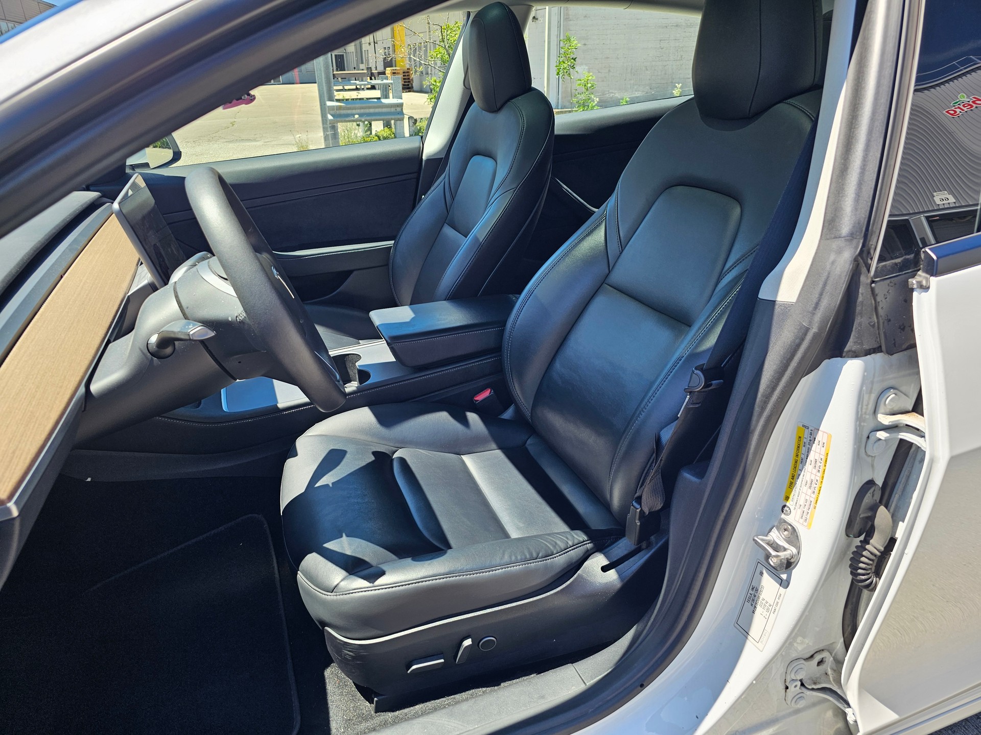 TESLA Performance NEUE BATTERIE!!-image-2