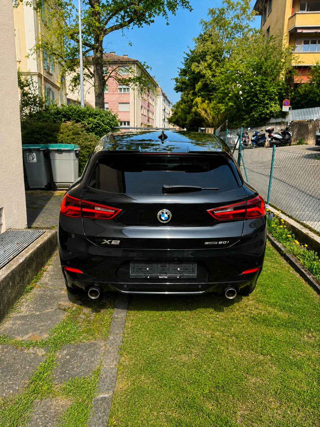 BMW 20i sDrive-image-2