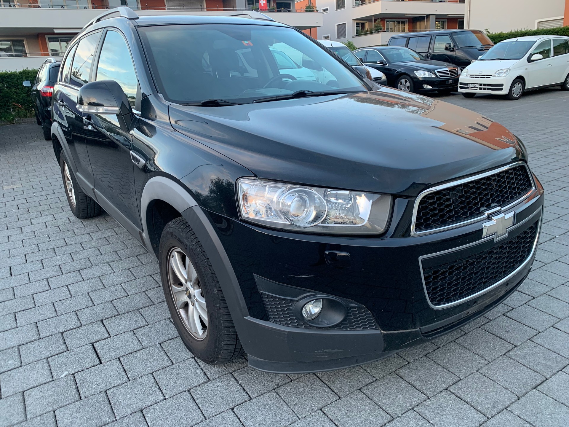 CHEVROLET Captiva 2.4 100 Anniversary 4WD Automatic-image-1