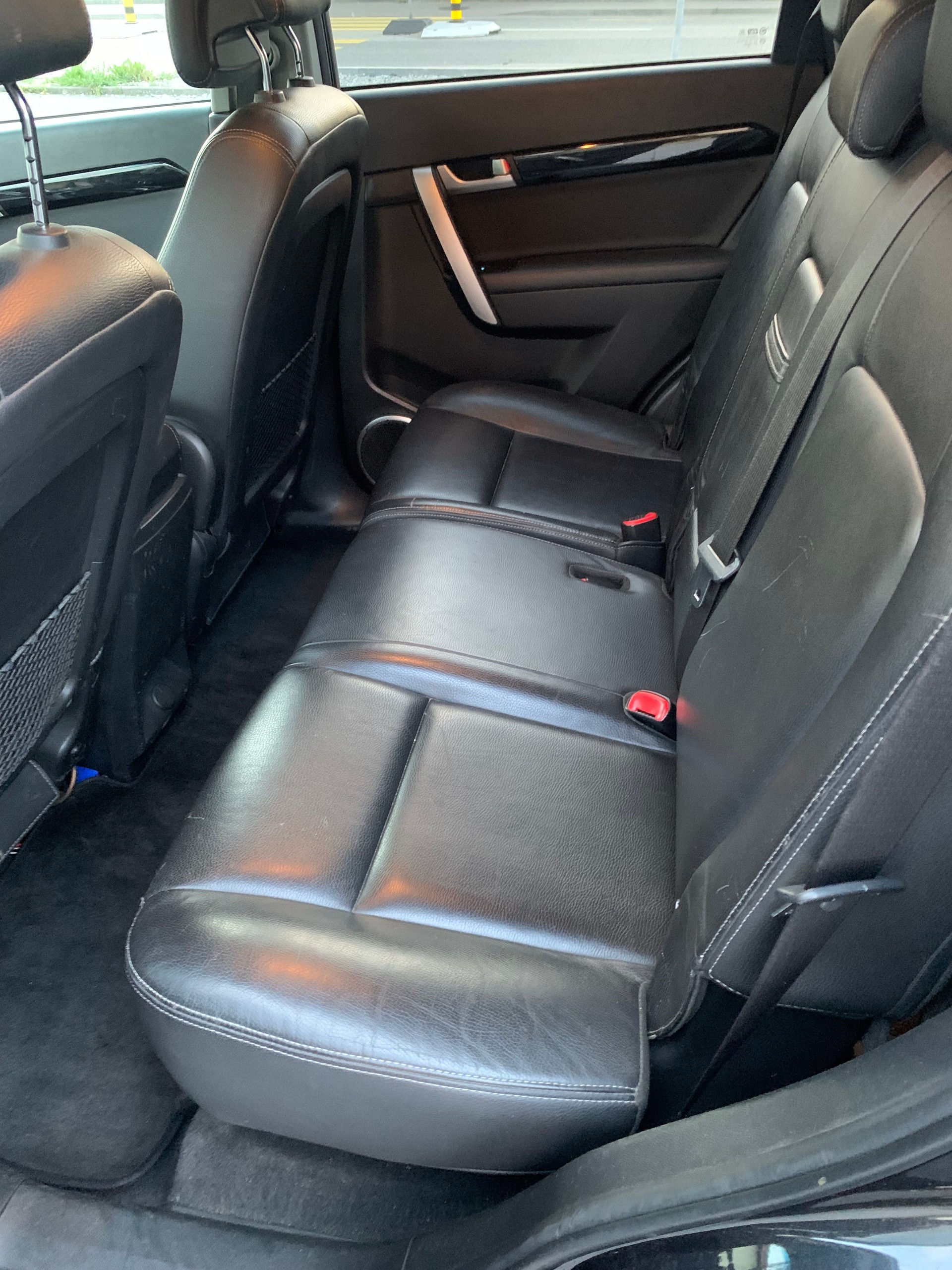 CHEVROLET Captiva 2.4 100 Anniversary 4WD Automatic-image-8