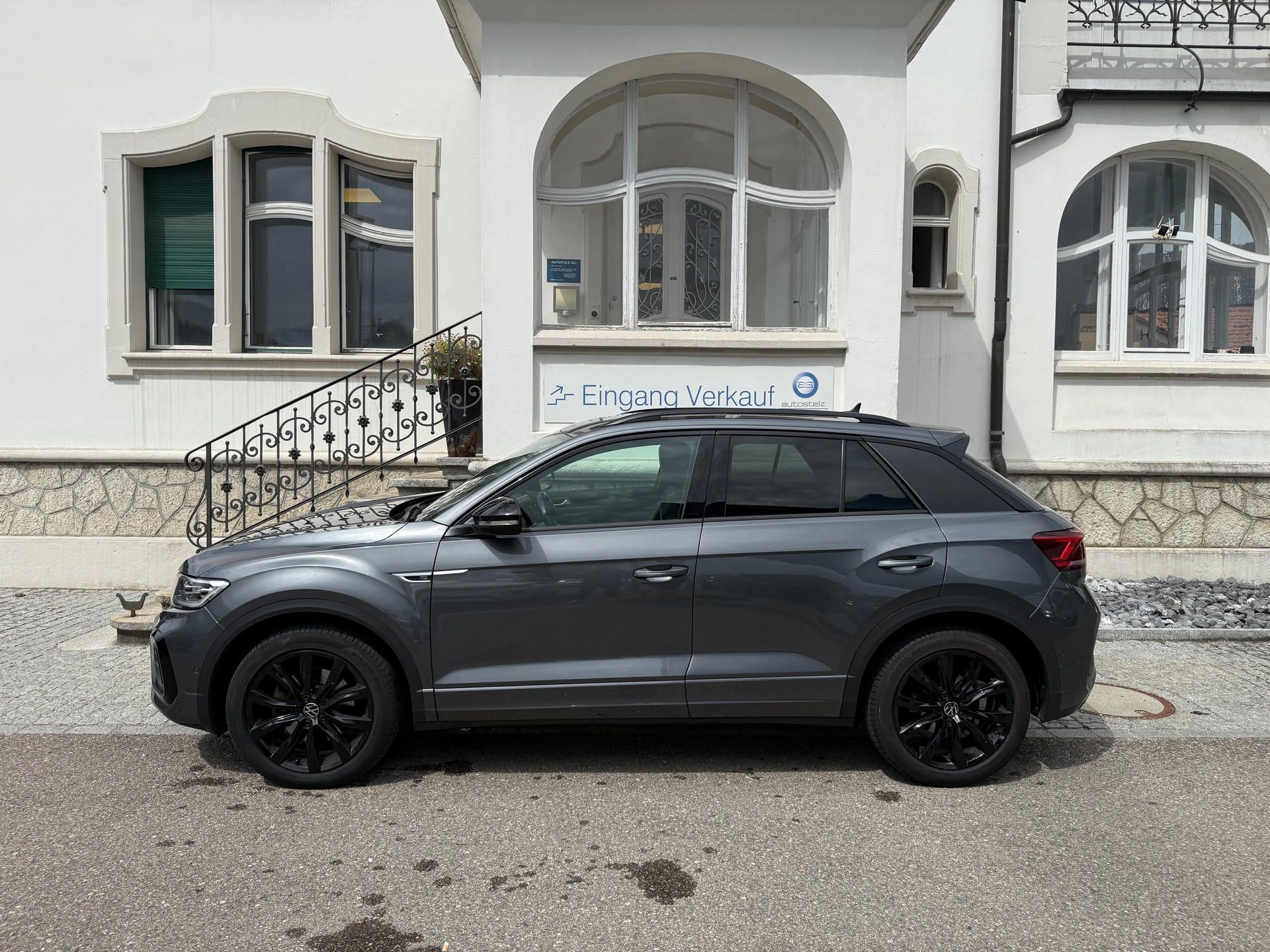 VW T-Roc 2.0 TSI R-Line DSG 4motion-showroom-element-3