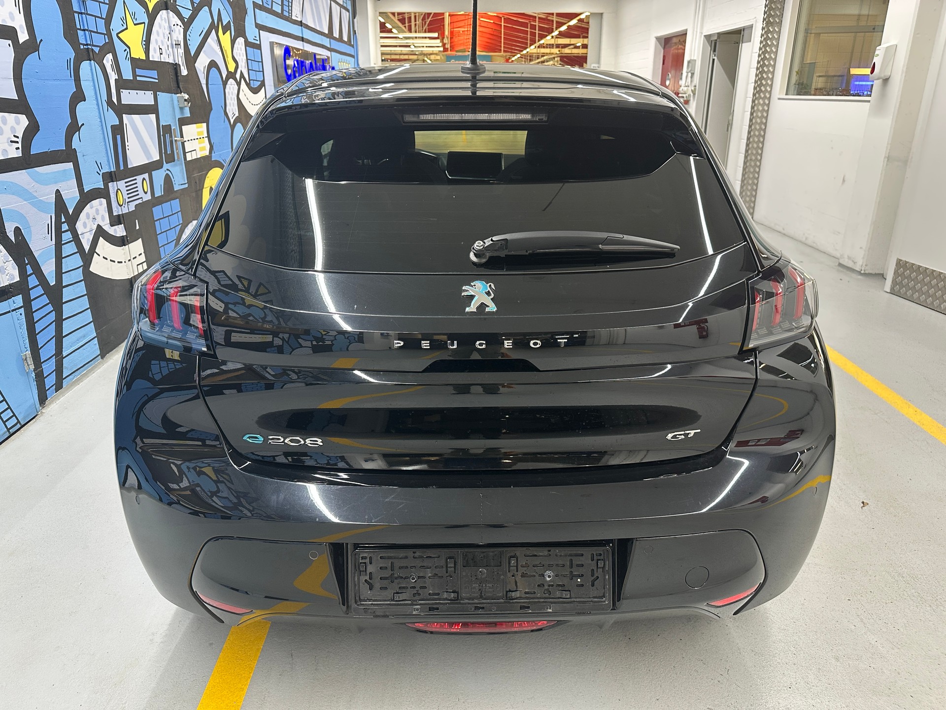 PEUGEOT 208 Elektrik GT Pack-image-4