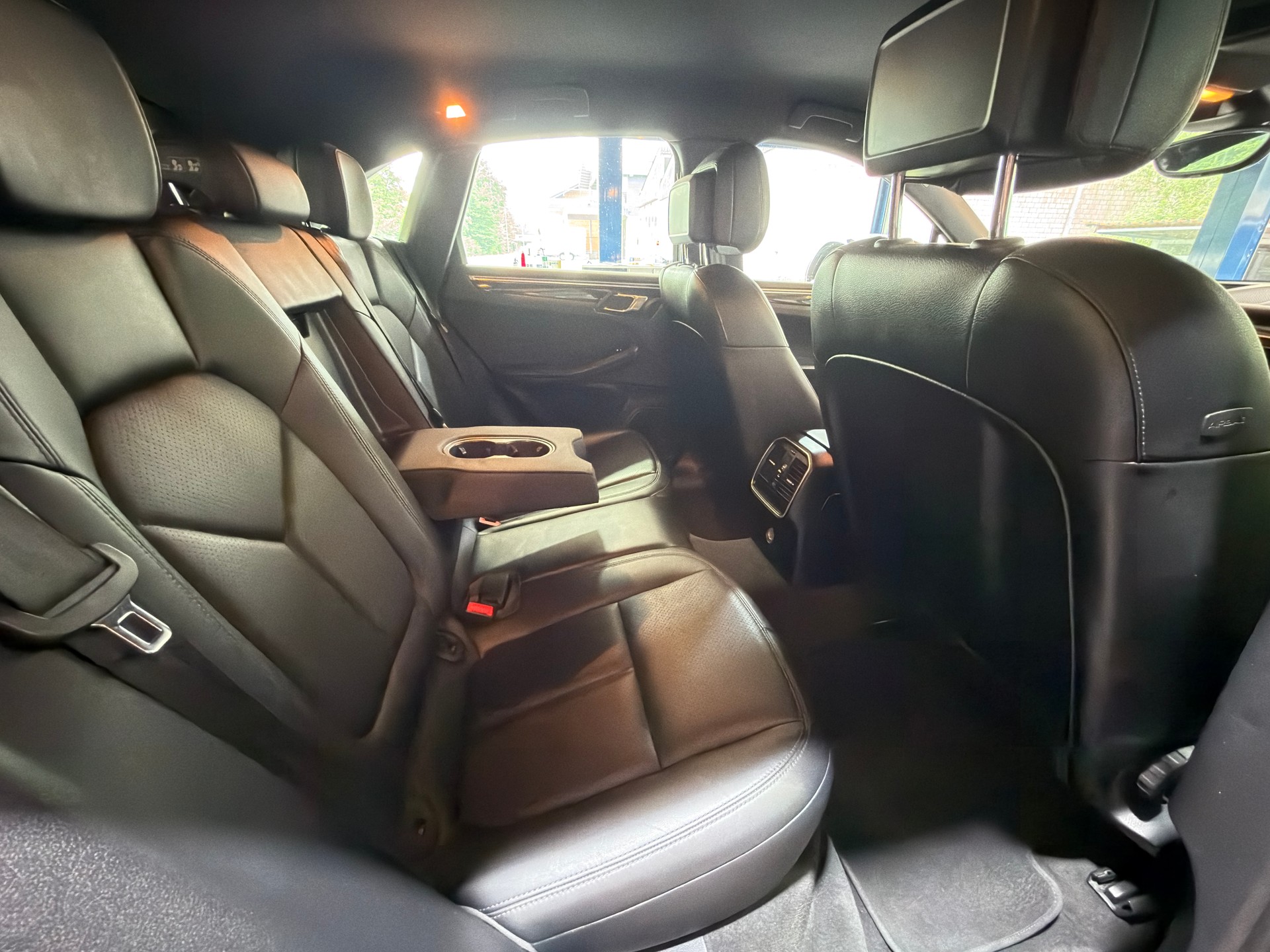 PORSCHE Macan S Diesel PDK-image-6