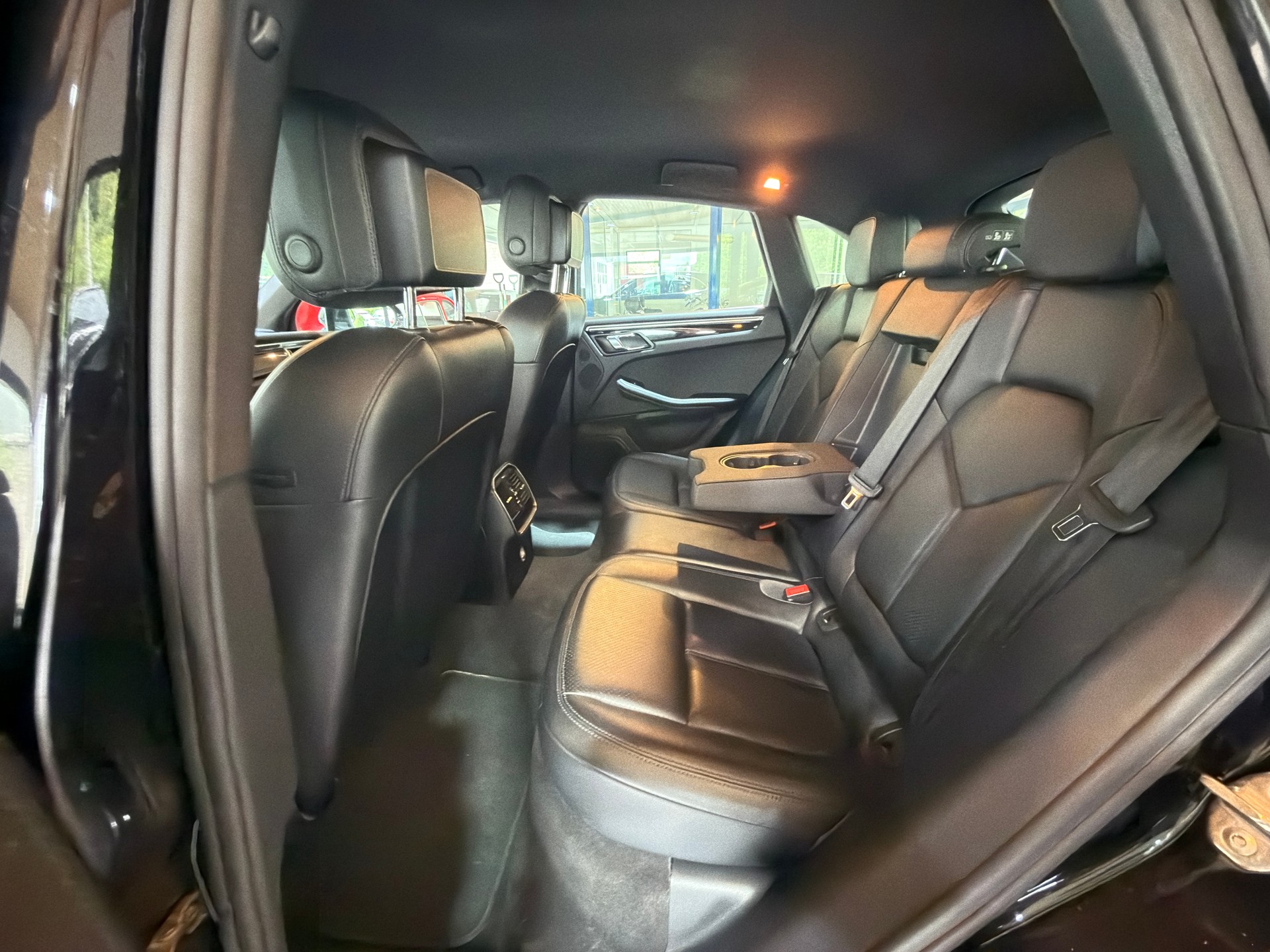 PORSCHE Macan S Diesel PDK-image-5