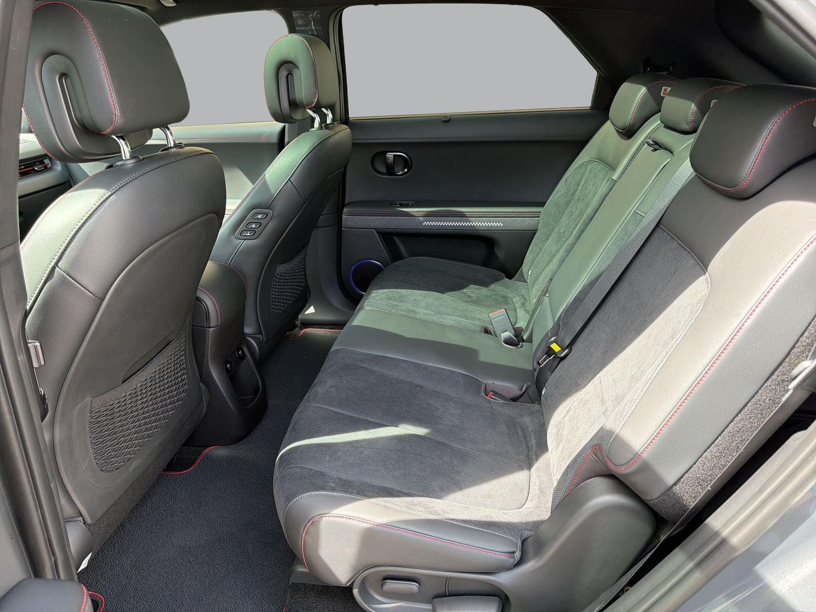 HYUNDAI Ioniq 5 N Line 84kWh 4WD-image-14