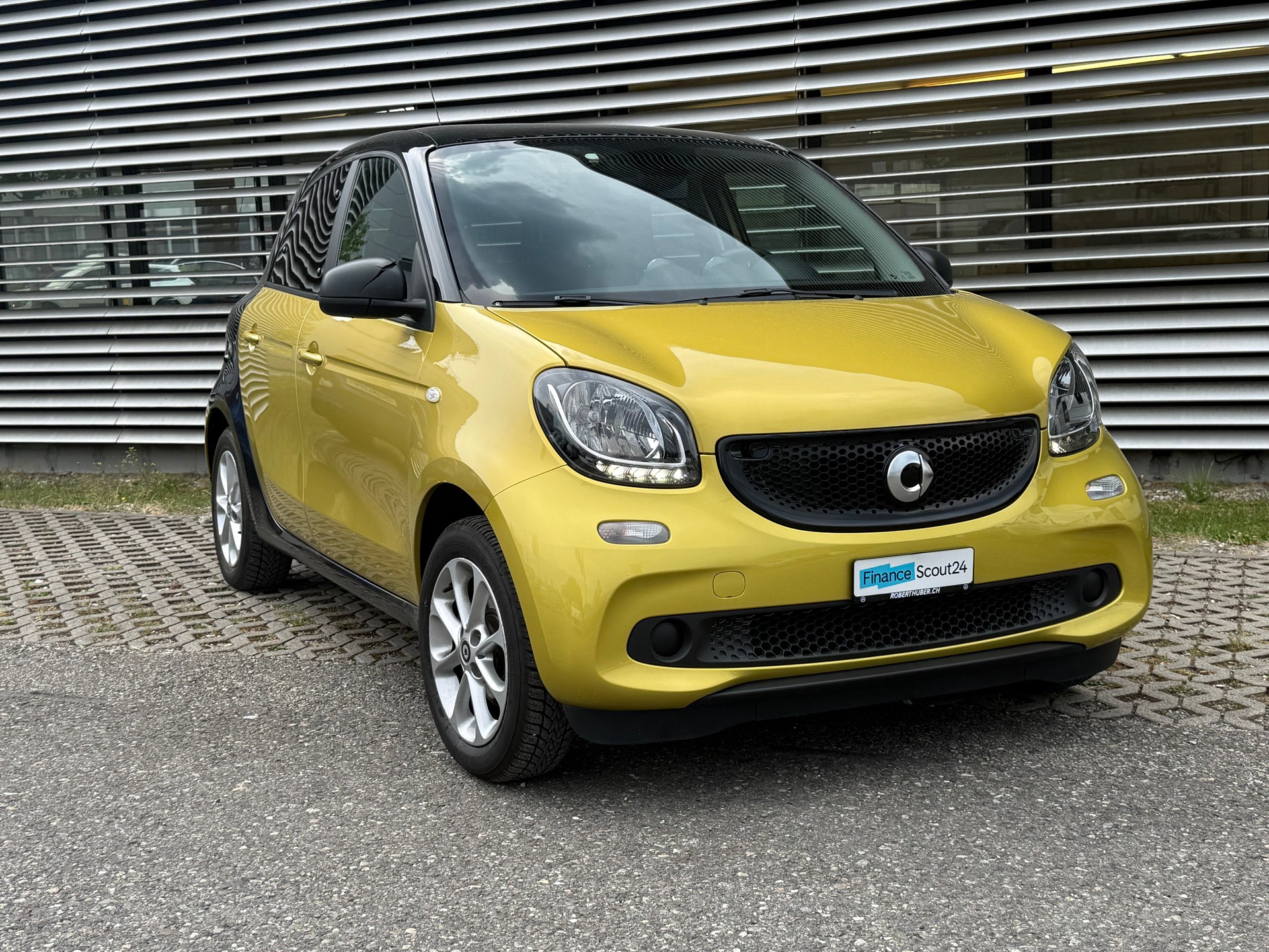 SMART forfour passion twinmatic-image-0