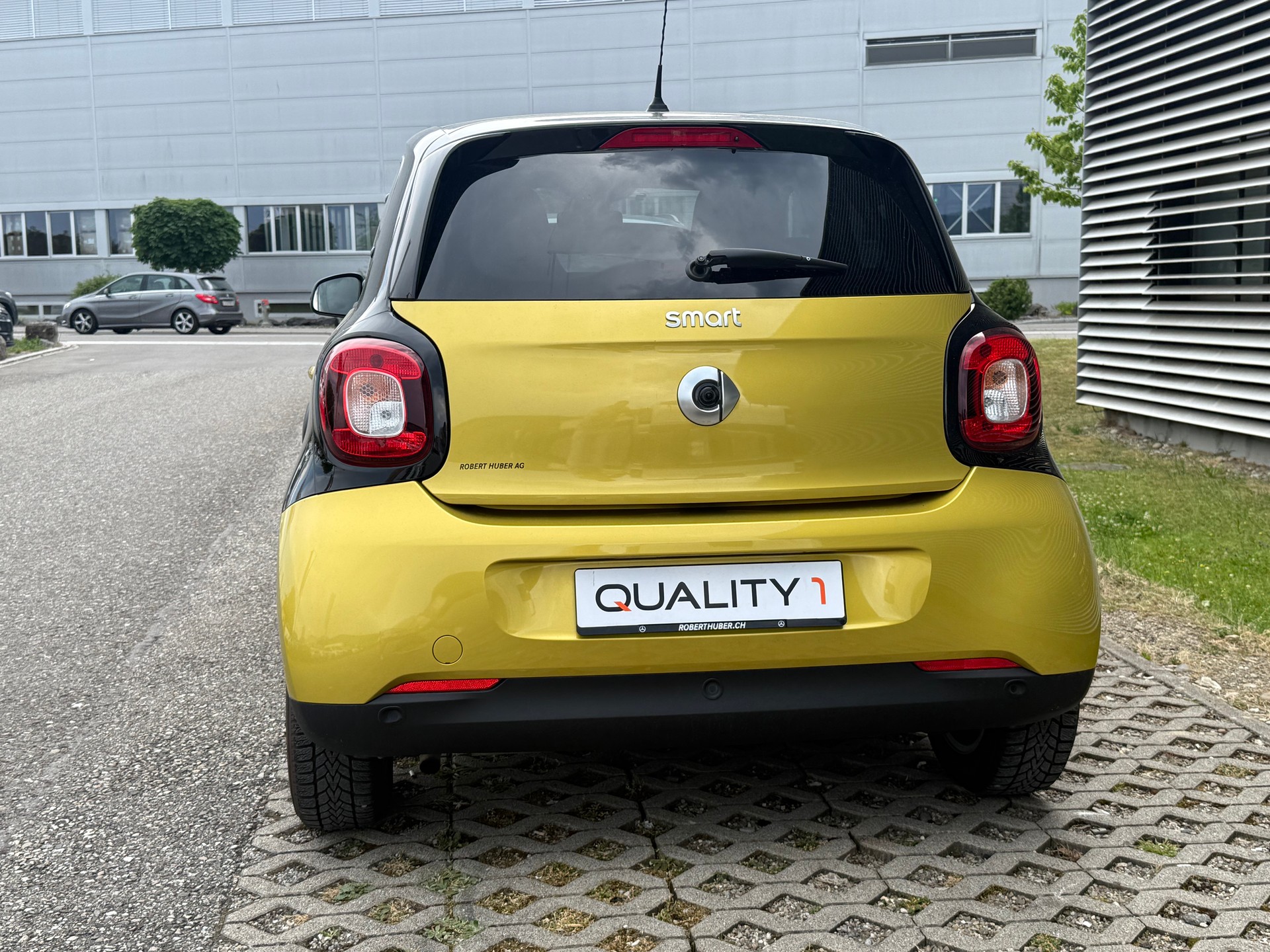 SMART forfour passion twinmatic-image-11