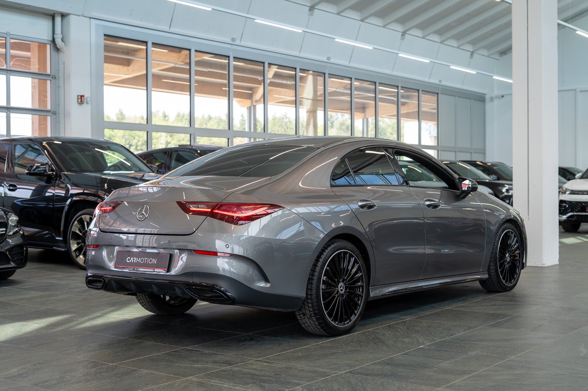 MERCEDES-BENZ CLA 200 AMG Line / Facelift / Rückfahrkamera / Ambientebeleuchtung-image-3