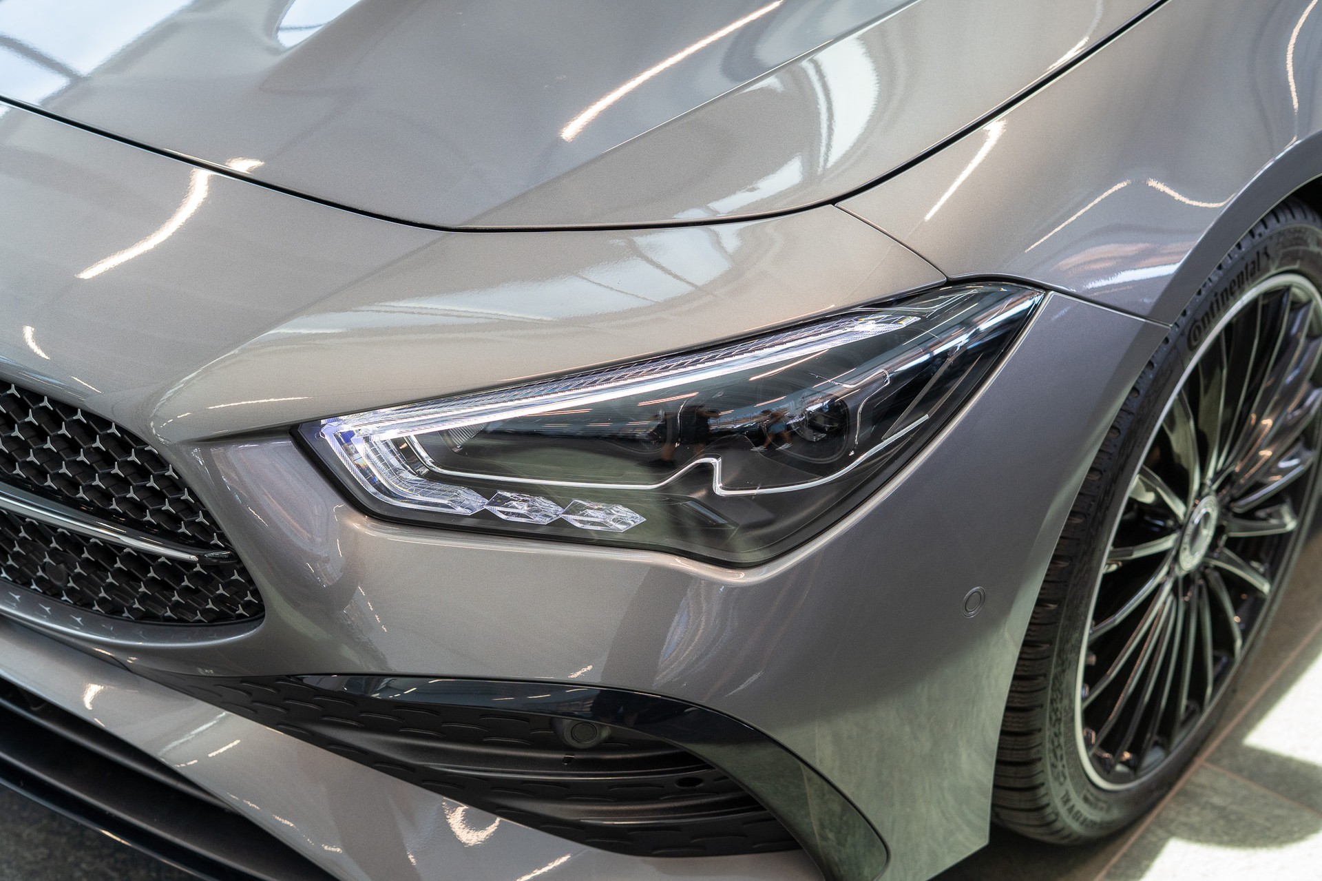 MERCEDES-BENZ CLA 200 AMG Line / Facelift / Rückfahrkamera / Ambientebeleuchtung-image-23
