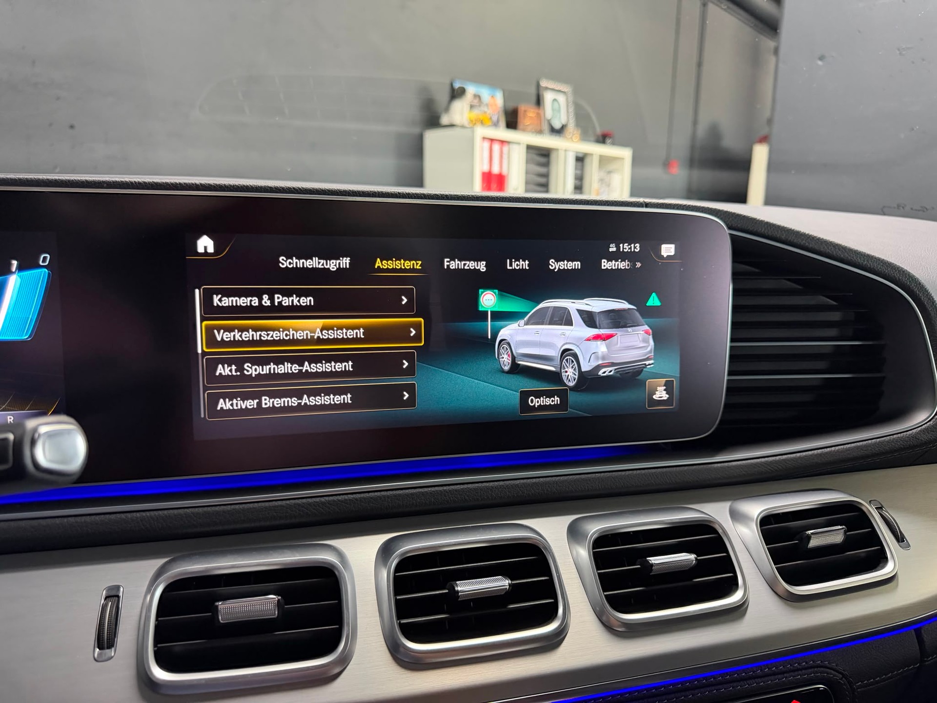 MERCEDES-BENZ GLE 63 AMG Limited Black&Silver Performance 720PS 4Matic+ 9G-Speedshift-image-23