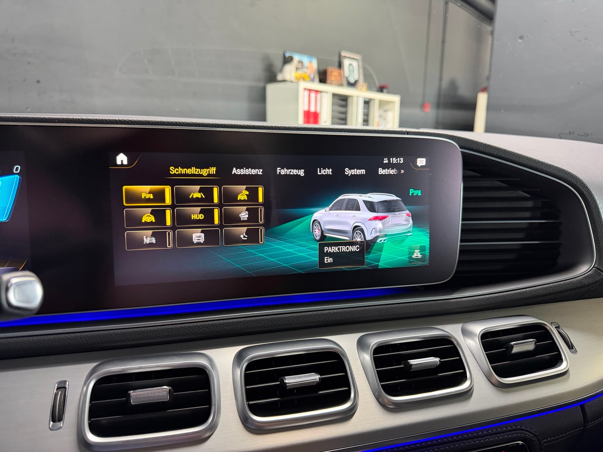 MERCEDES-BENZ GLE 63 AMG Limited Black&Silver Performance 720PS 4Matic+ 9G-Speedshift-image-21