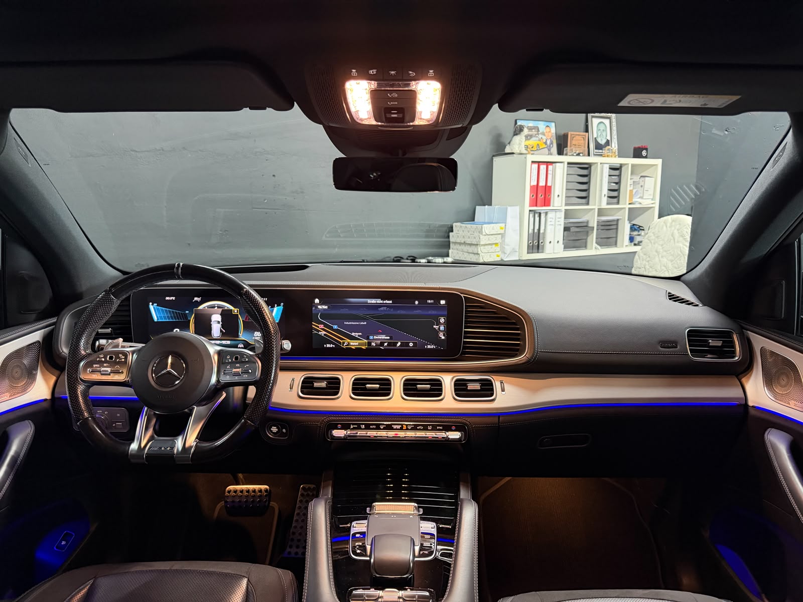 MERCEDES-BENZ GLE 63 AMG Limited Black&Silver Performance 720PS 4Matic+ 9G-Speedshift-image-10