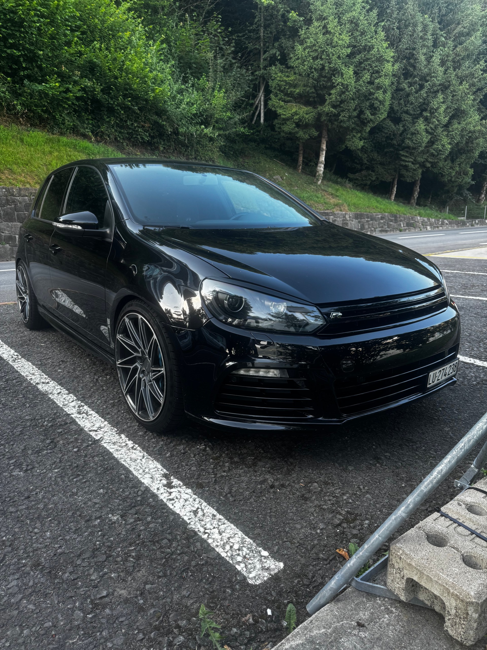 VW R-image-2