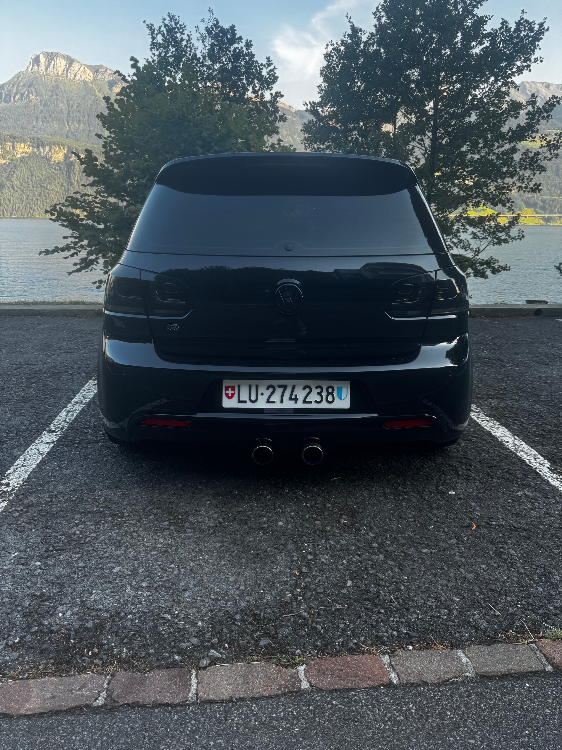 VW R-image-4