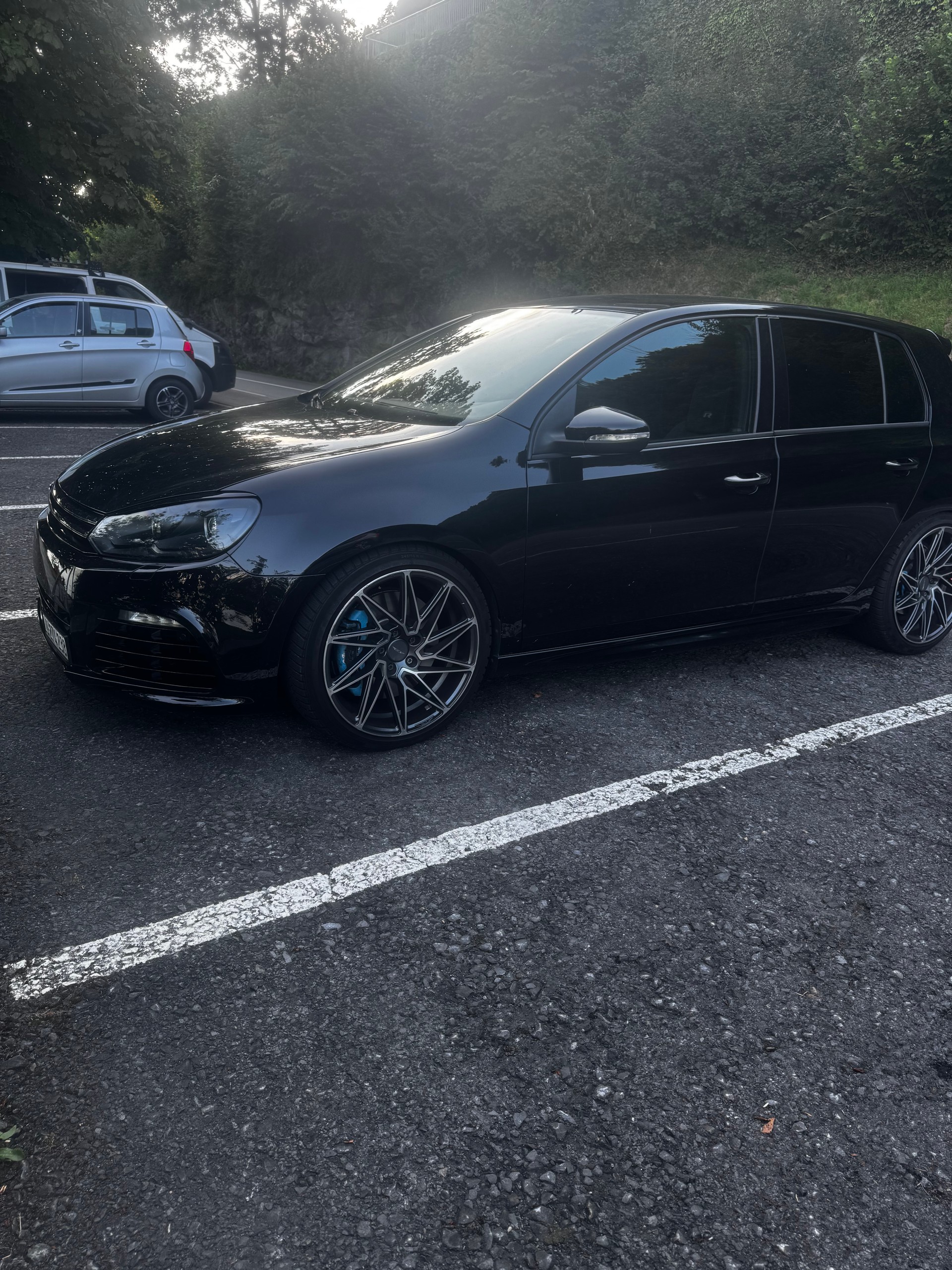 VW R-image-0