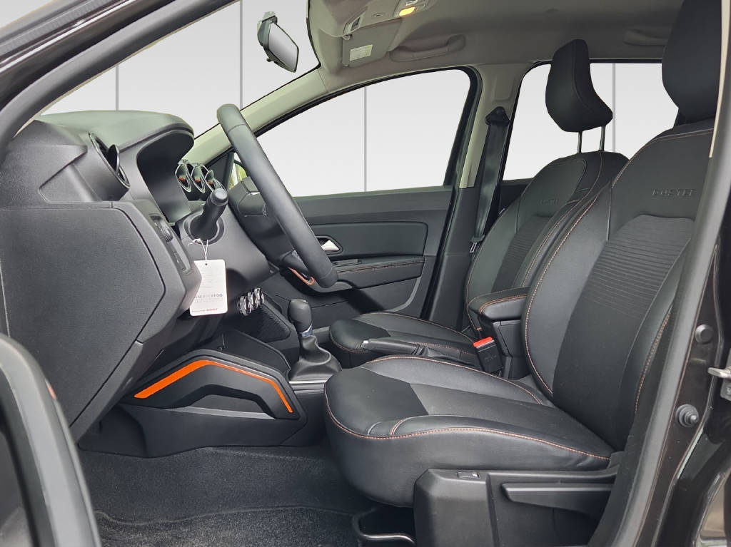 DACIA Duster 1.3 TCe 150 Extreme EDC-image-3
