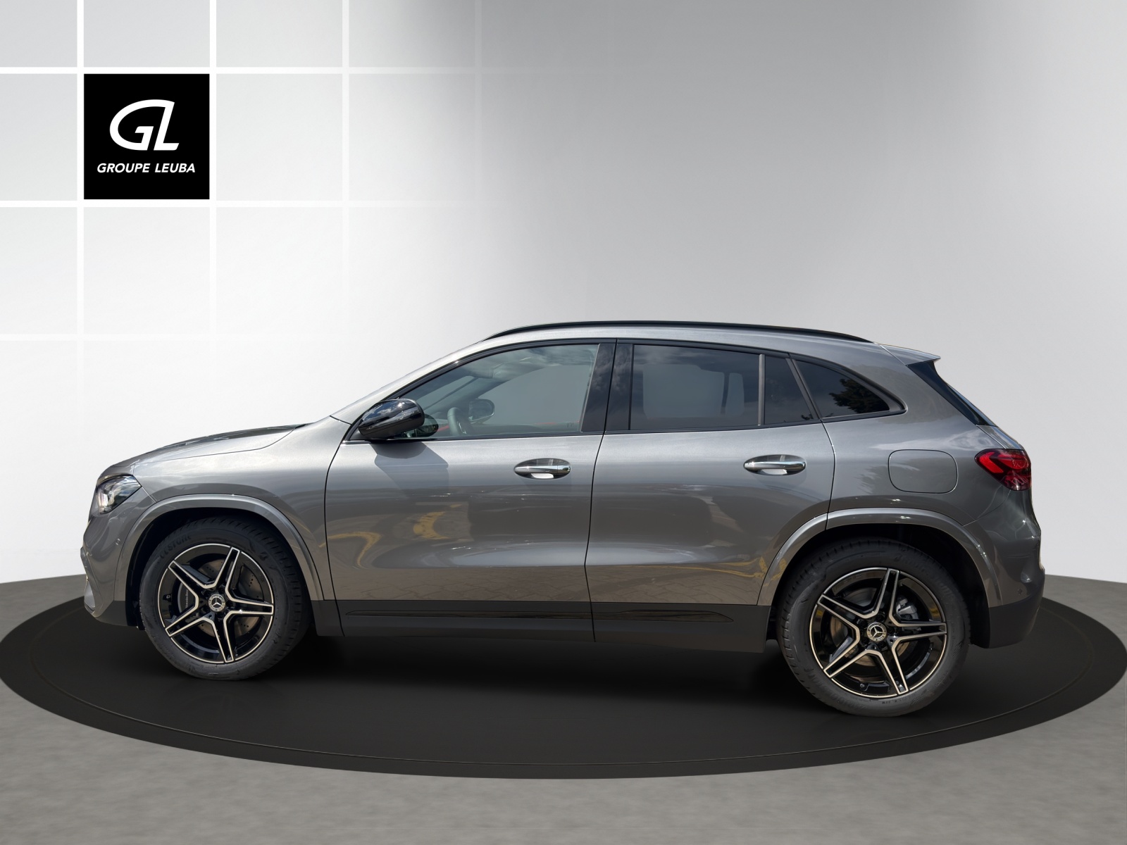 MERCEDES-BENZ GLA 250 4Matic 8G-DCT Swiss Star-showroom-element-2