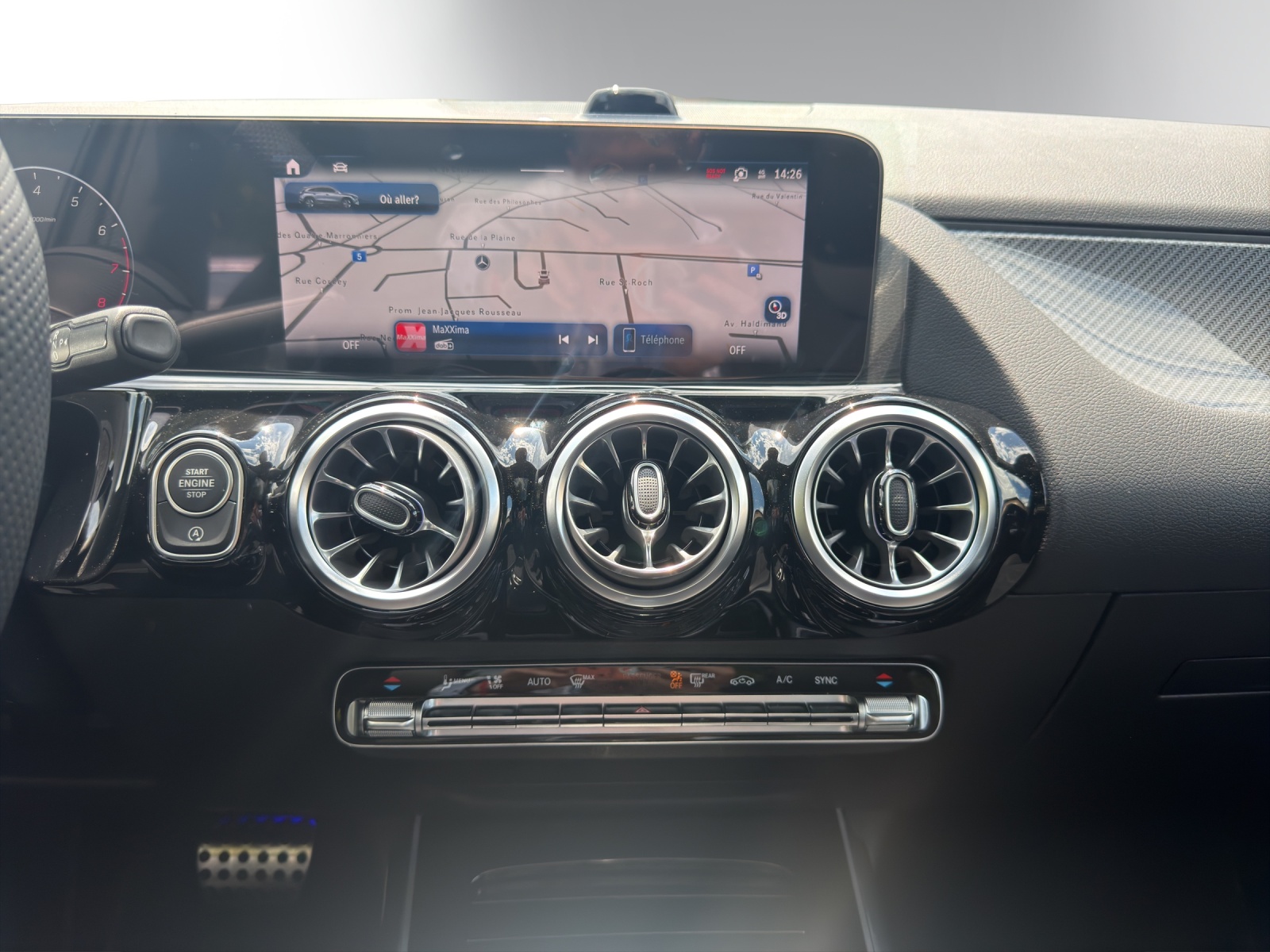 MERCEDES-BENZ GLA 250 4Matic 8G-DCT Swiss Star-image-9