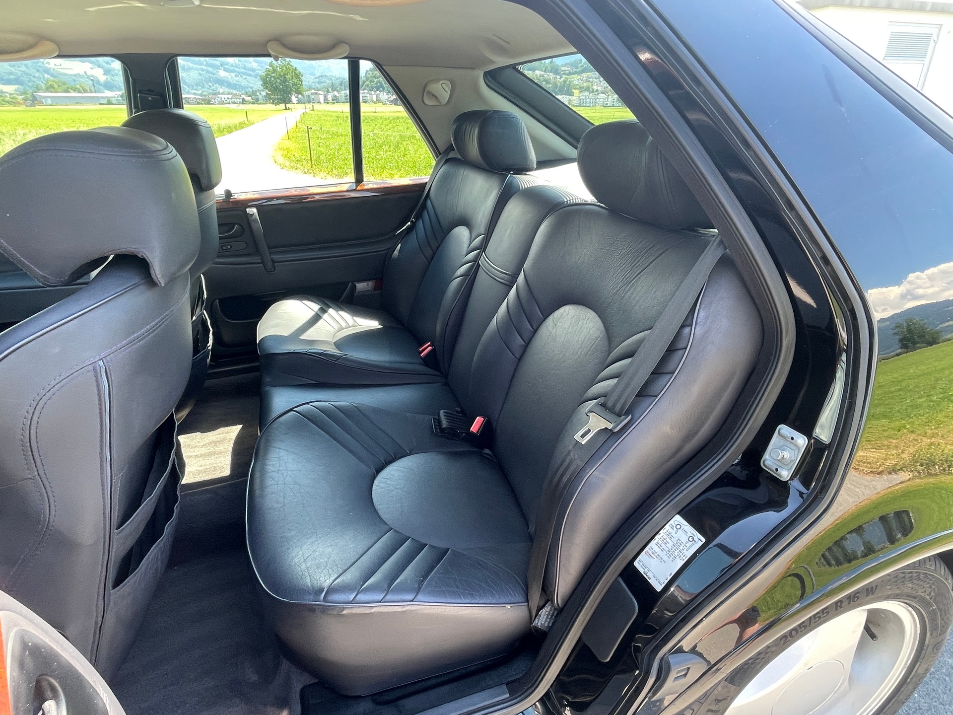 SAAB 9000 Aero 2.3 turbo 16 A-image-11
