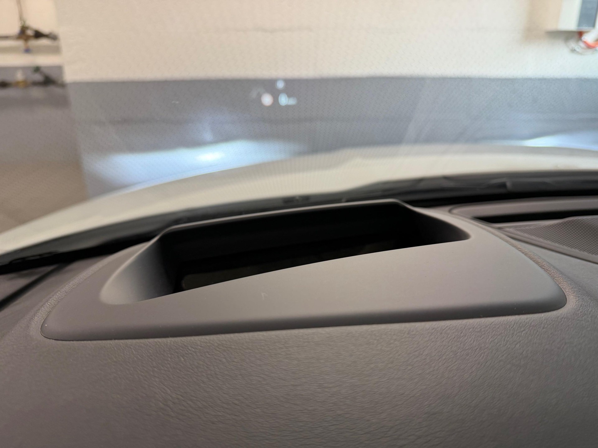 JAGUAR E-Pace 2.0 I4 200 R-Dynamic S AWD-image-13