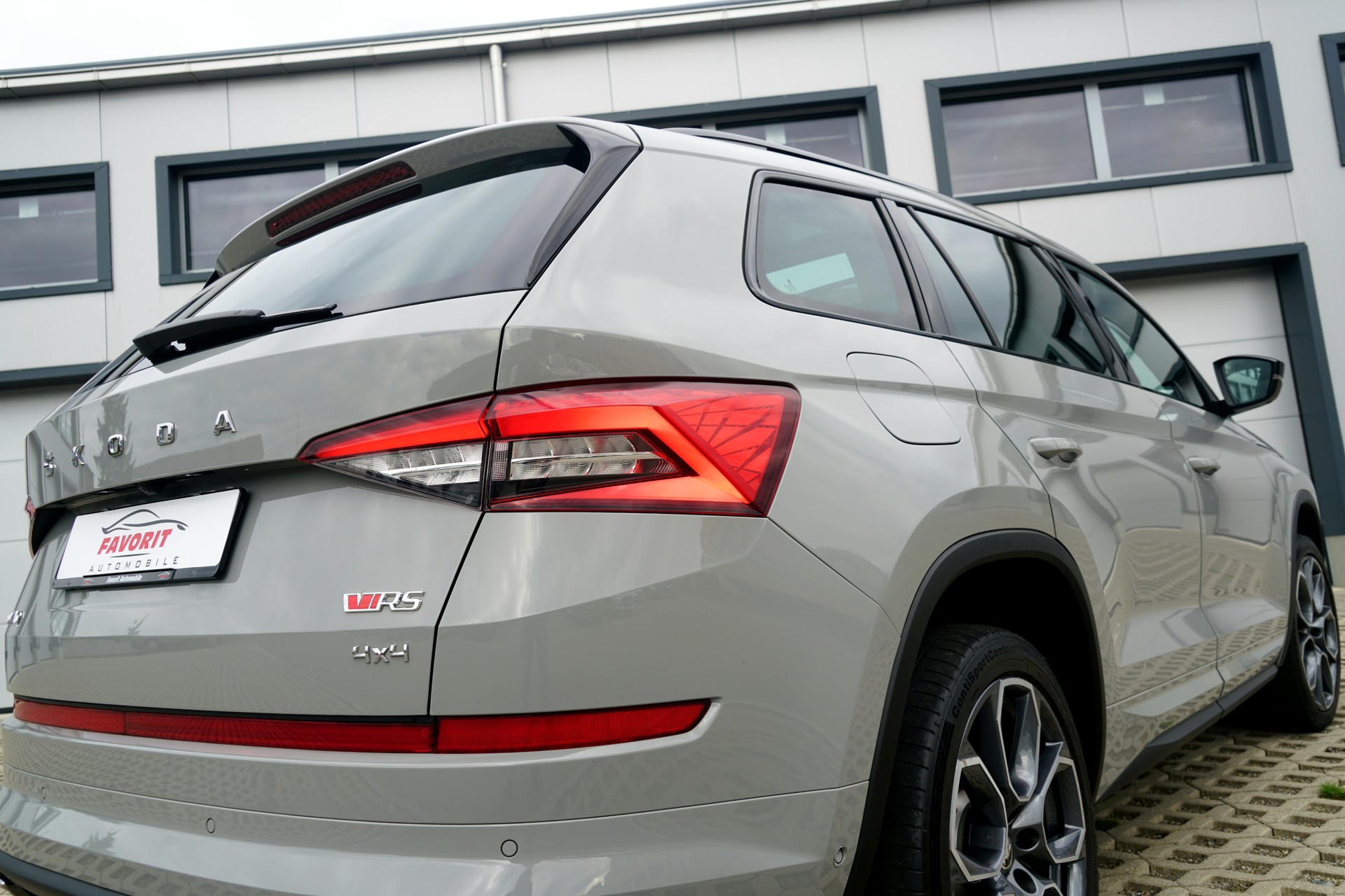 SKODA Kodiaq 2.0 Bi-TDI SCR RS 4x4 DSG-image-6