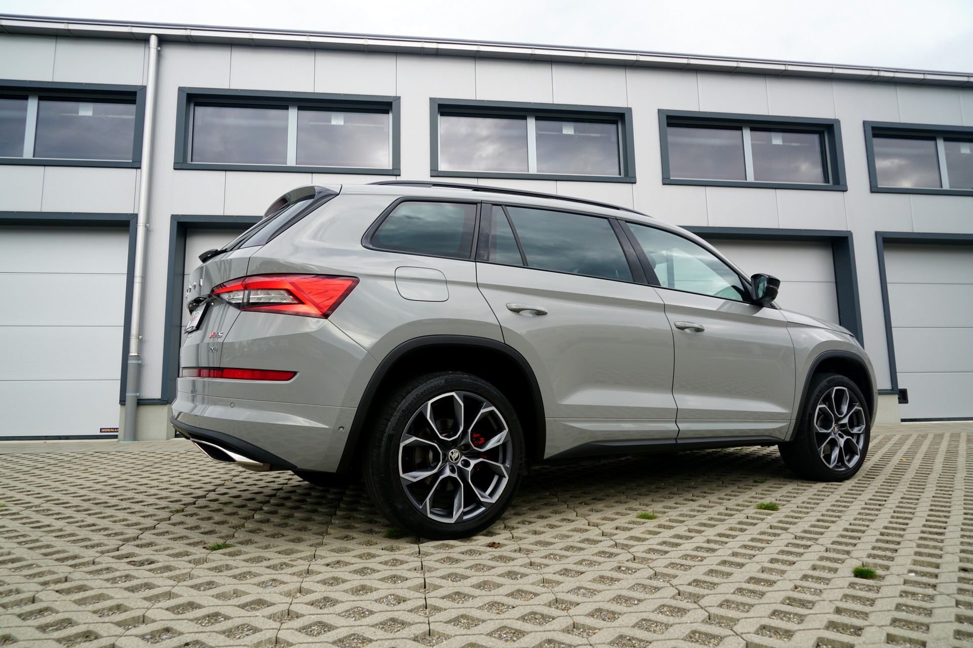 SKODA Kodiaq 2.0 Bi-TDI SCR RS 4x4 DSG-image-5