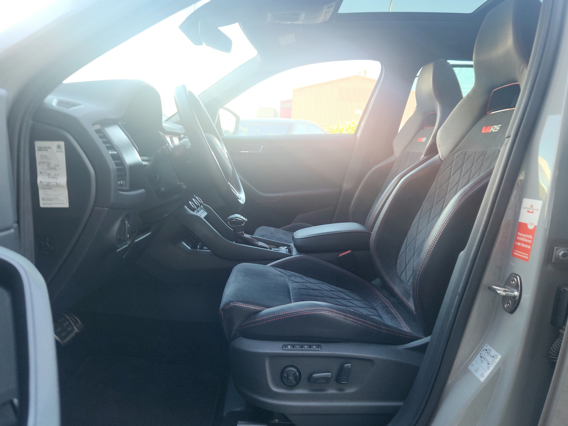 SKODA Kodiaq 2.0 Bi-TDI SCR RS 4x4 DSG-image-5