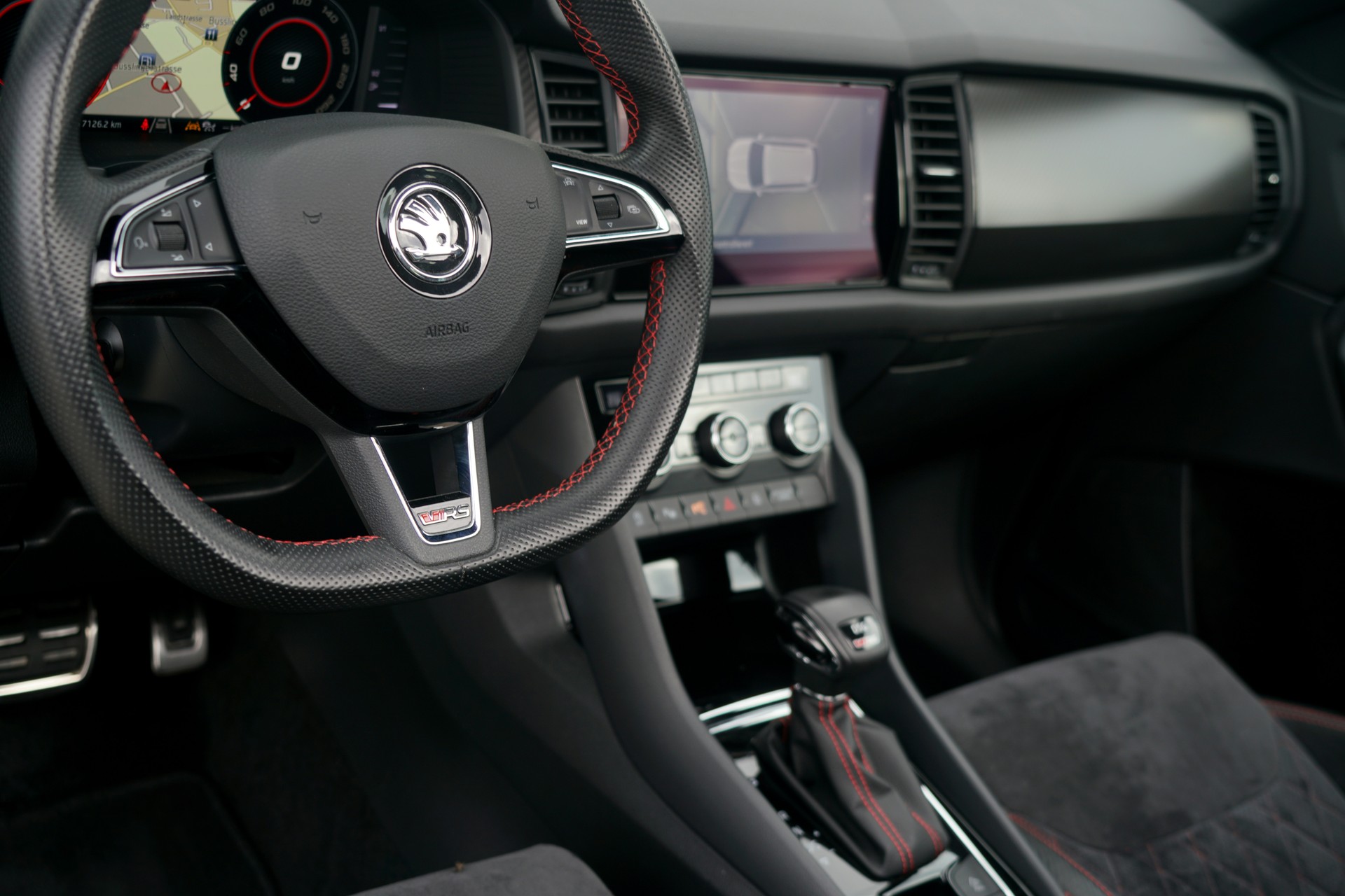 SKODA Kodiaq 2.0 Bi-TDI SCR RS 4x4 DSG-image-15