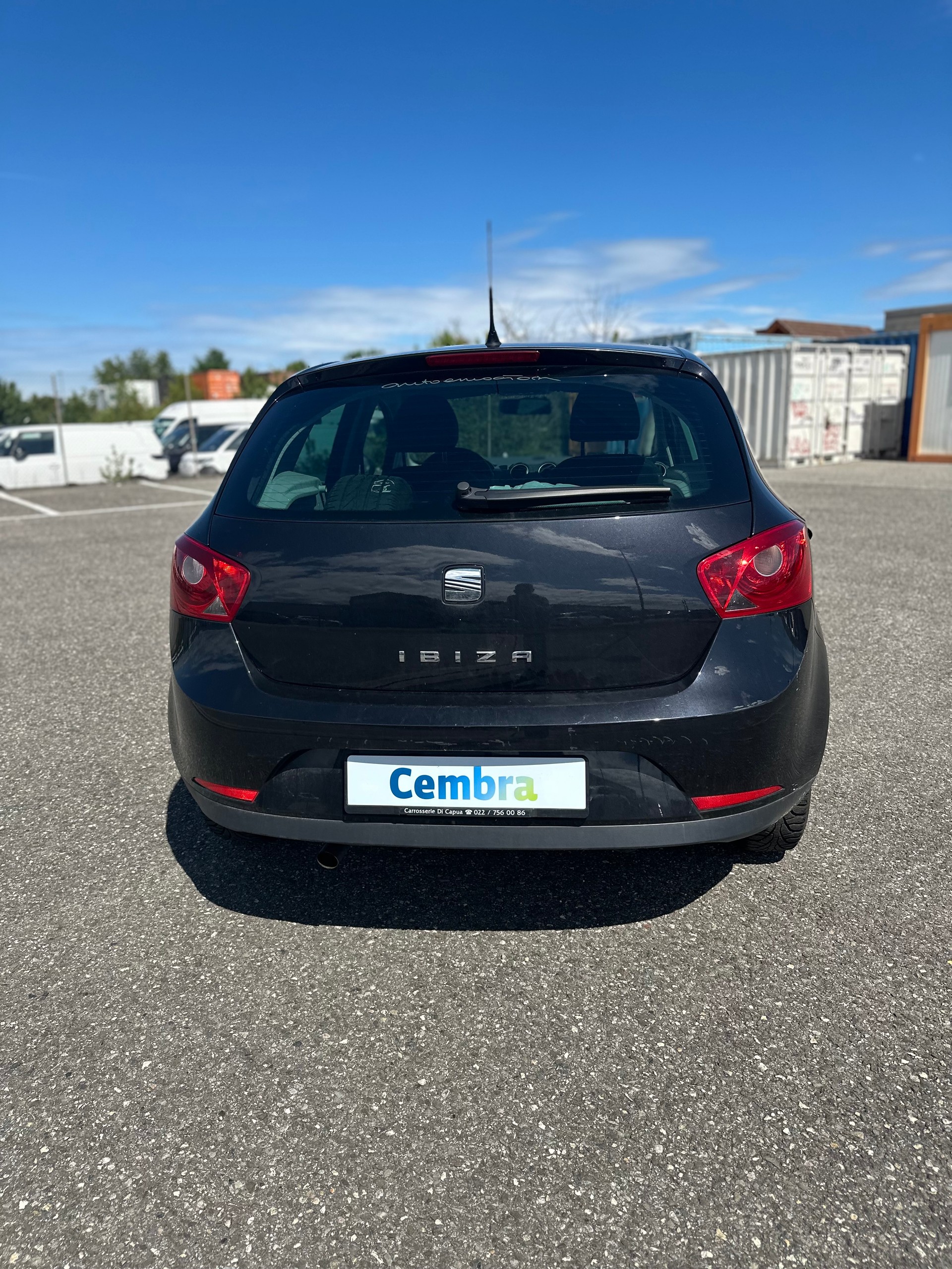 SEAT Ibiza SC 1.6 Style-image-4