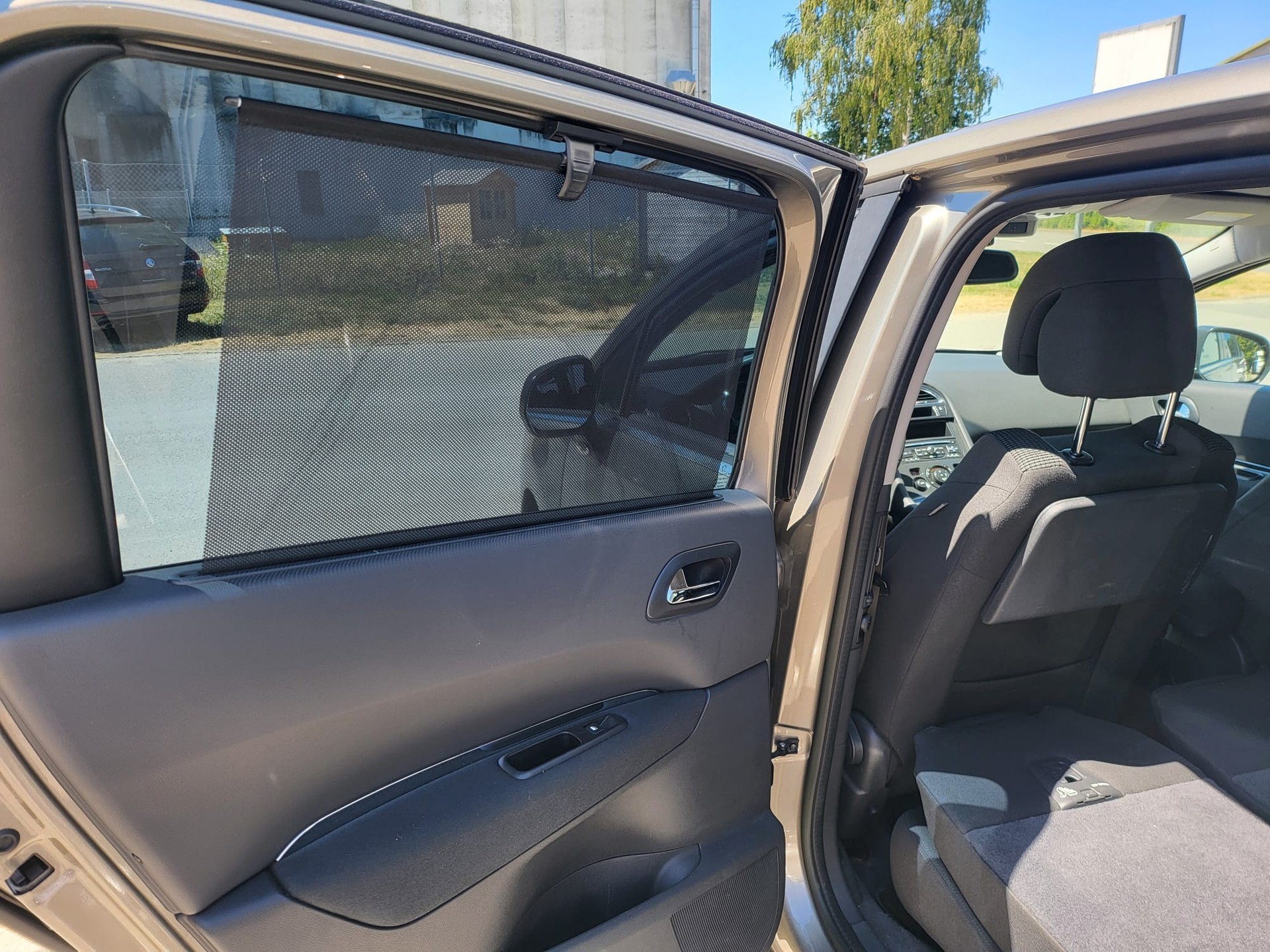 PEUGEOT 5008 HDI 115-image-11