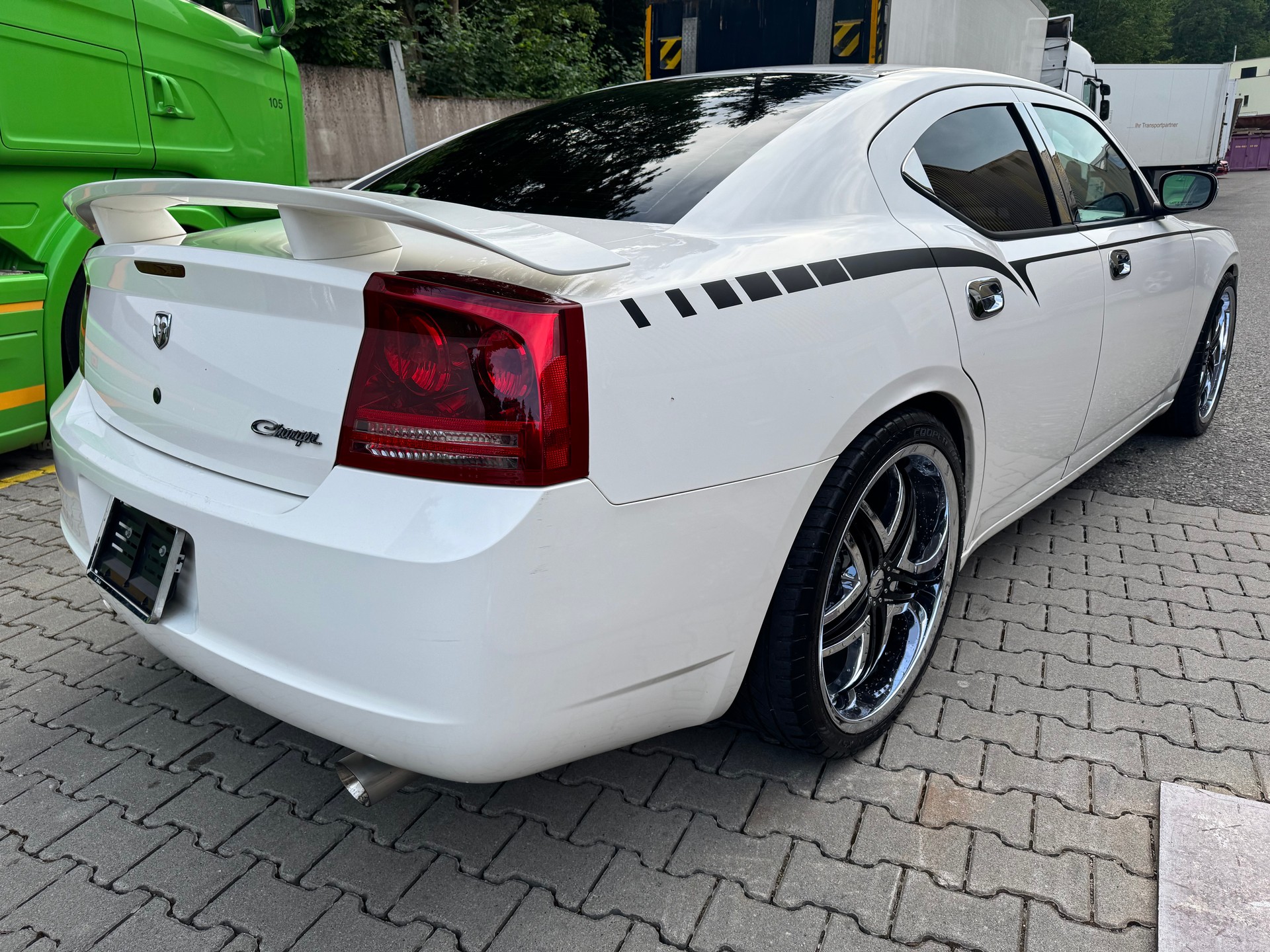 DODGE 2.7-image-2