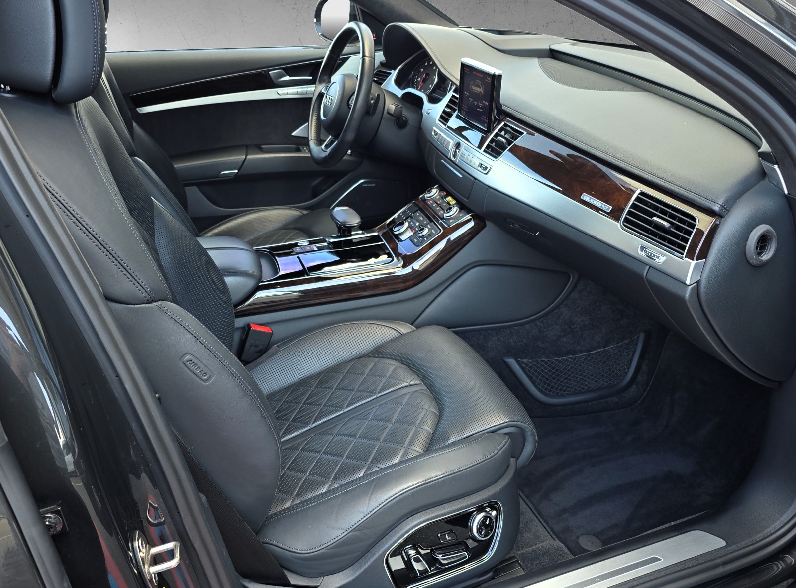 AUDI A8 4.0 TFSI V8 quattro tiptronic Luftfederung, BANG & OLUFSEN, Alcantara Dachhimmel, Matrix-image-9