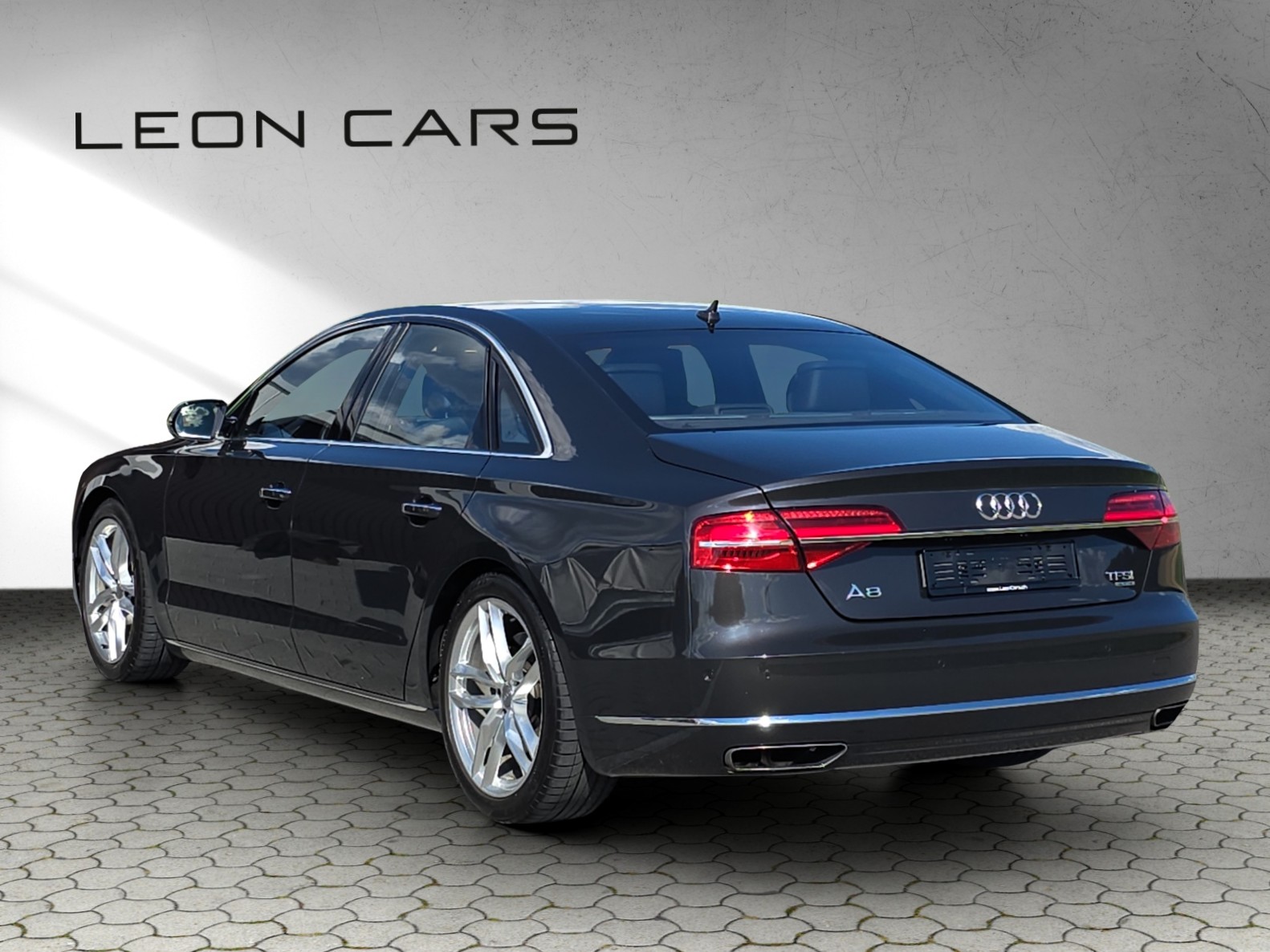 AUDI A8 4.0 TFSI V8 quattro tiptronic Luftfederung, BANG & OLUFSEN, Alcantara Dachhimmel, Matrix-image-5