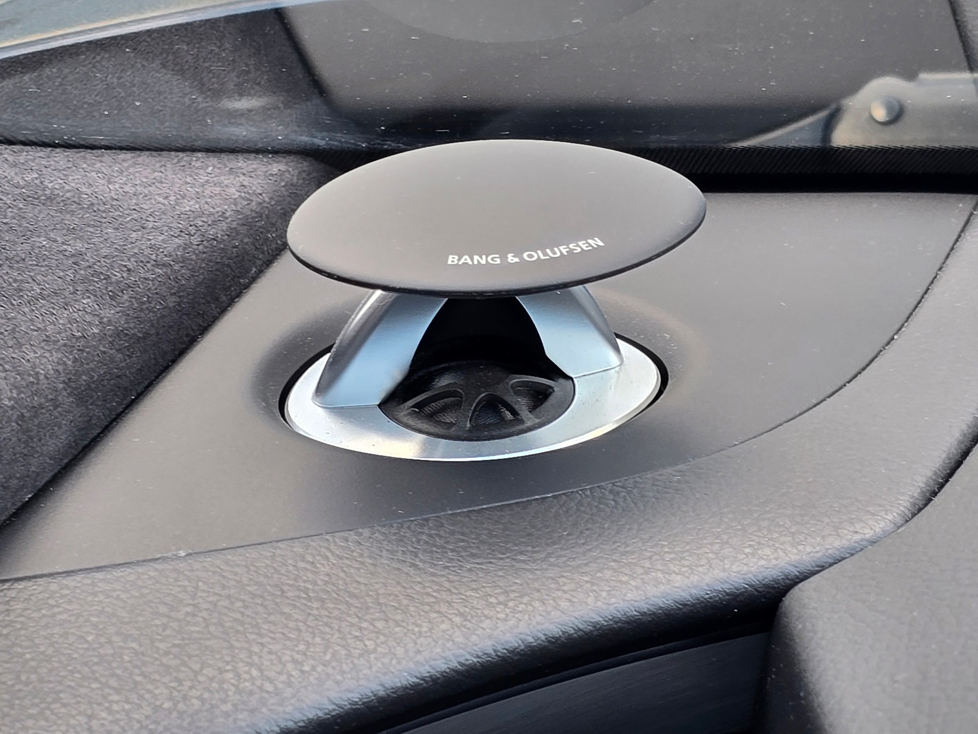 AUDI A8 4.0 TFSI V8 quattro tiptronic Luftfederung, BANG & OLUFSEN, Alcantara Dachhimmel, Matrix-image-26