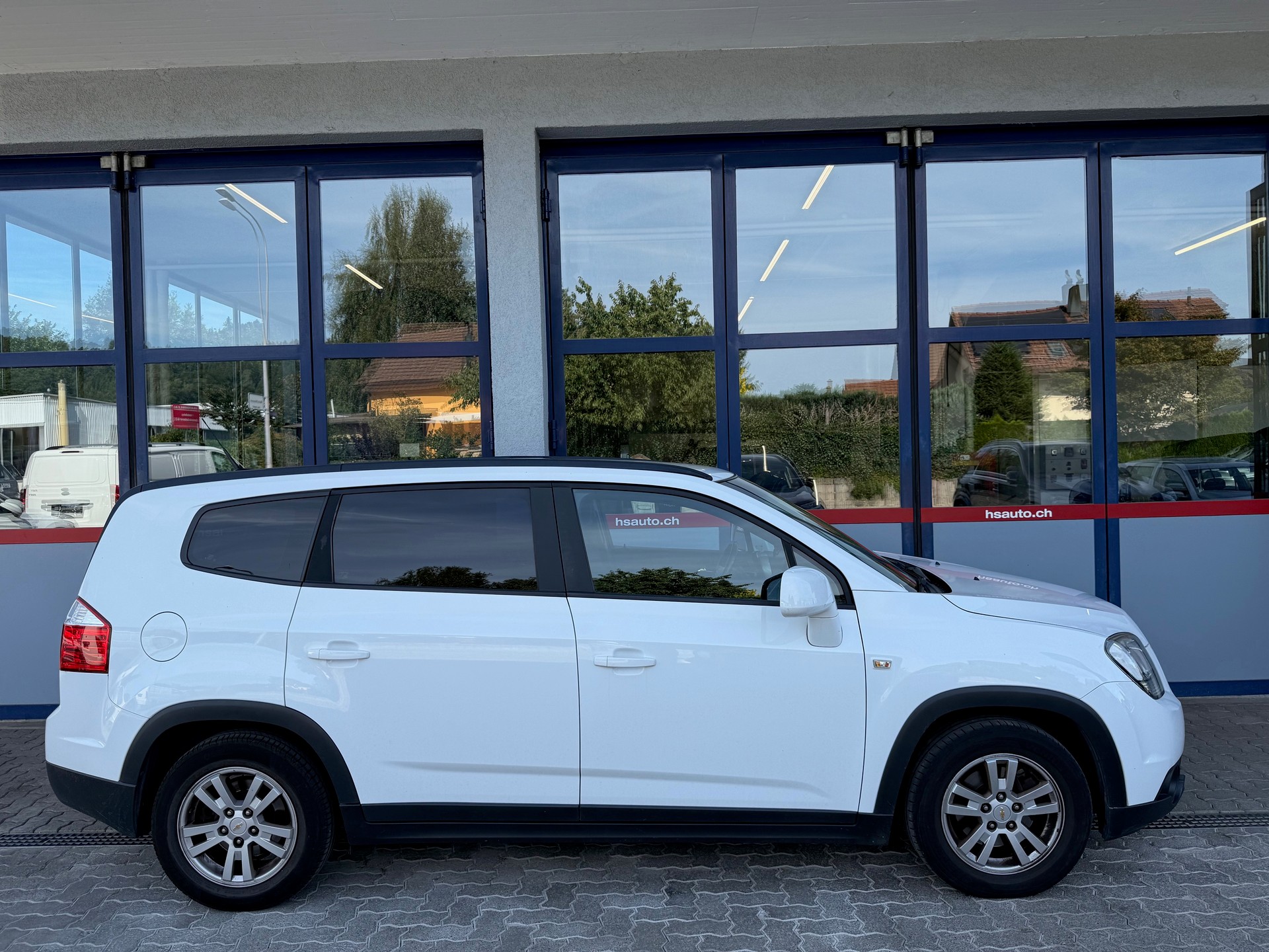 CHEVROLET Orlando 1.8 LS 7-Plätzer-image-1
