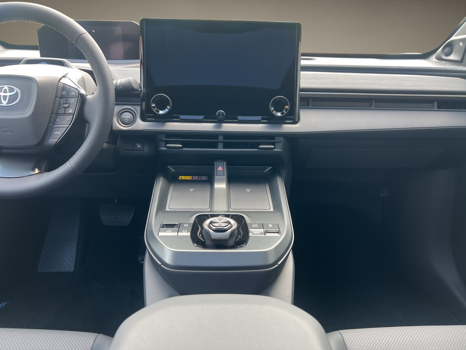 TOYOTA bZ4X Touring Premium AWD-image-12